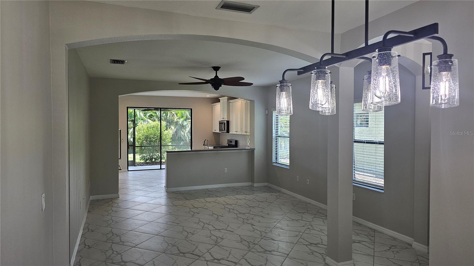 Image 6 of 34 For 447 Casalino Drive