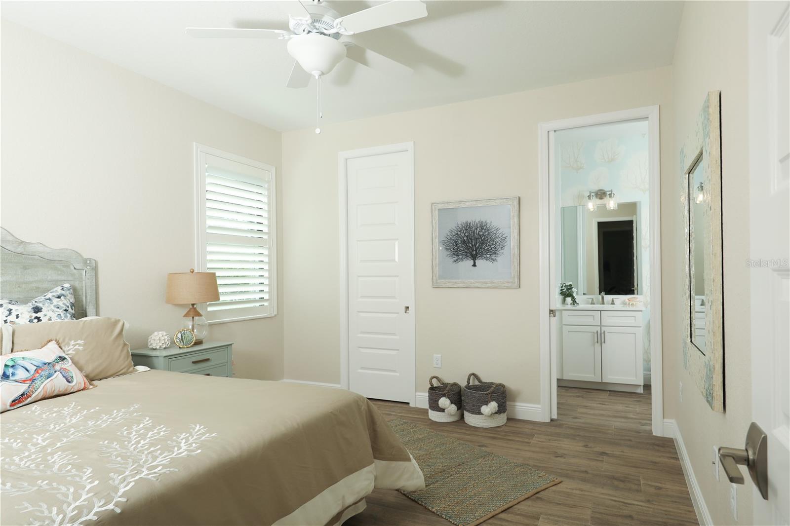 Image 14 of 24 For 14194 San Domingo Boulevard
