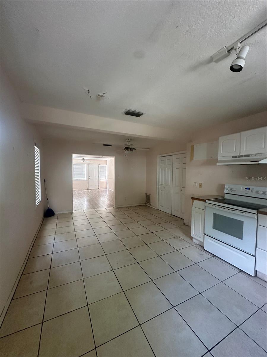 Image 25 of 31 For 1109 17th Street W