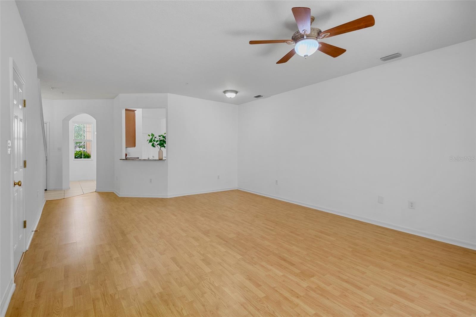 Image 12 of 46 For 3811 Parkridge Circle 2-104