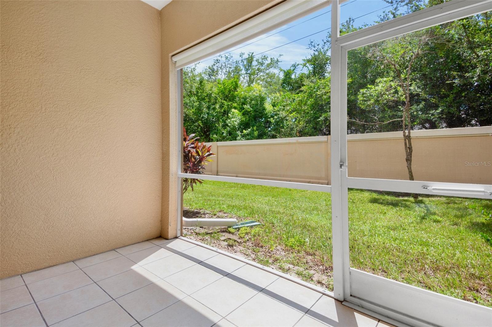 Image 16 of 46 For 3811 Parkridge Circle 2-104