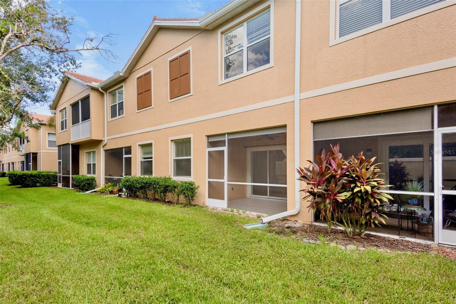 Image 18 of 46 For 3811 Parkridge Circle 2-104