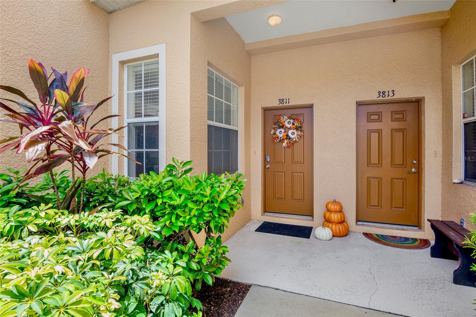 Image 3 of 46 For 3811 Parkridge Circle 2-104