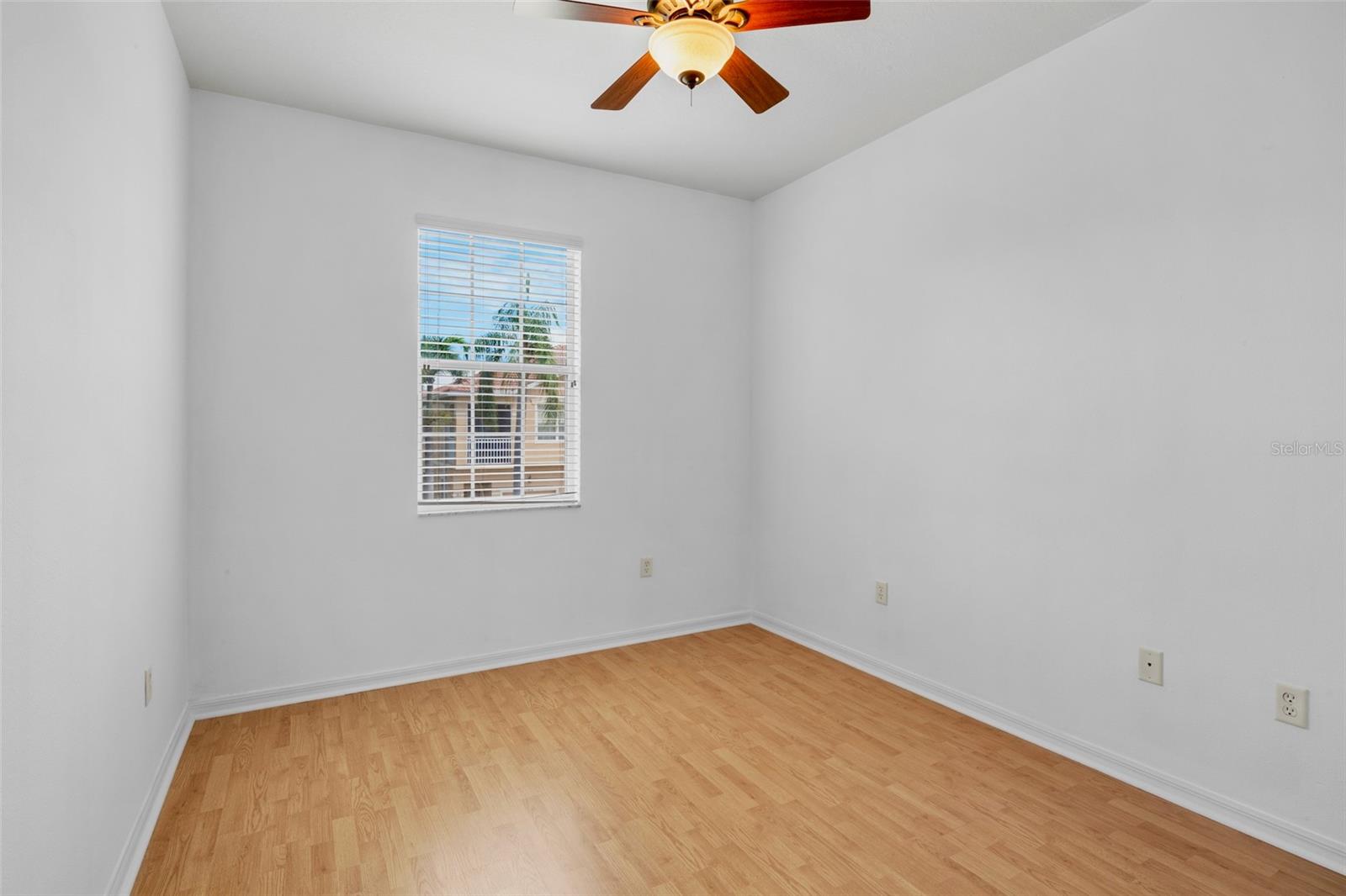 Image 31 of 46 For 3811 Parkridge Circle 2-104