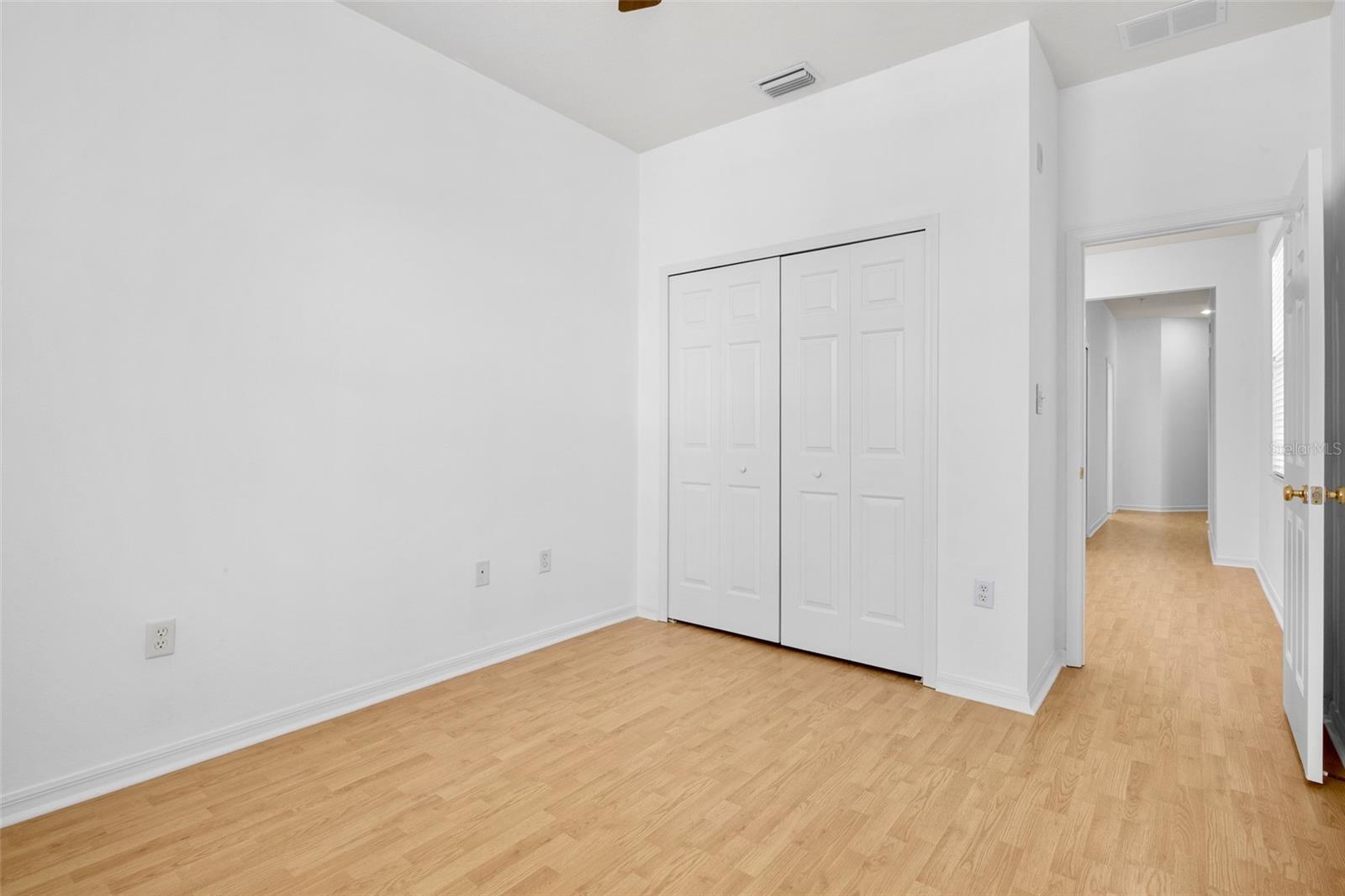 Image 32 of 46 For 3811 Parkridge Circle 2-104