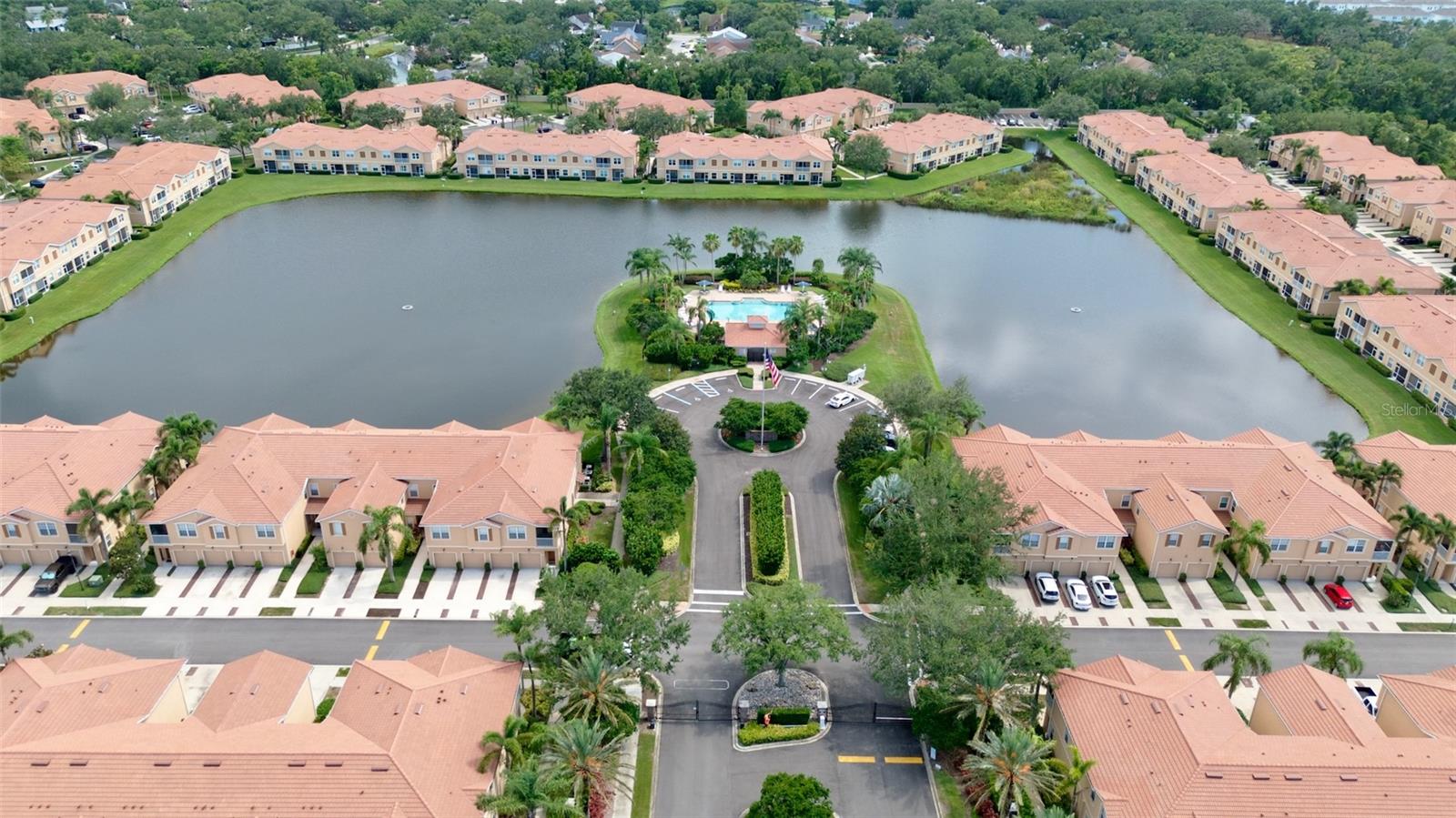 Image 43 of 46 For 3811 Parkridge Circle 2-104
