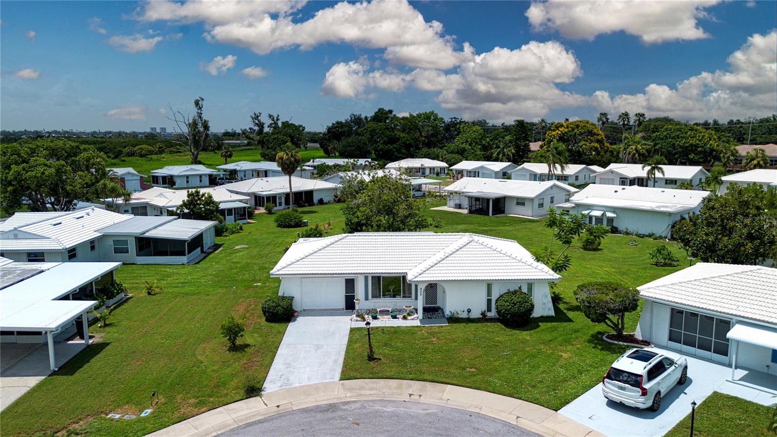Image 2 of 93 For 808 Mandarin Circle