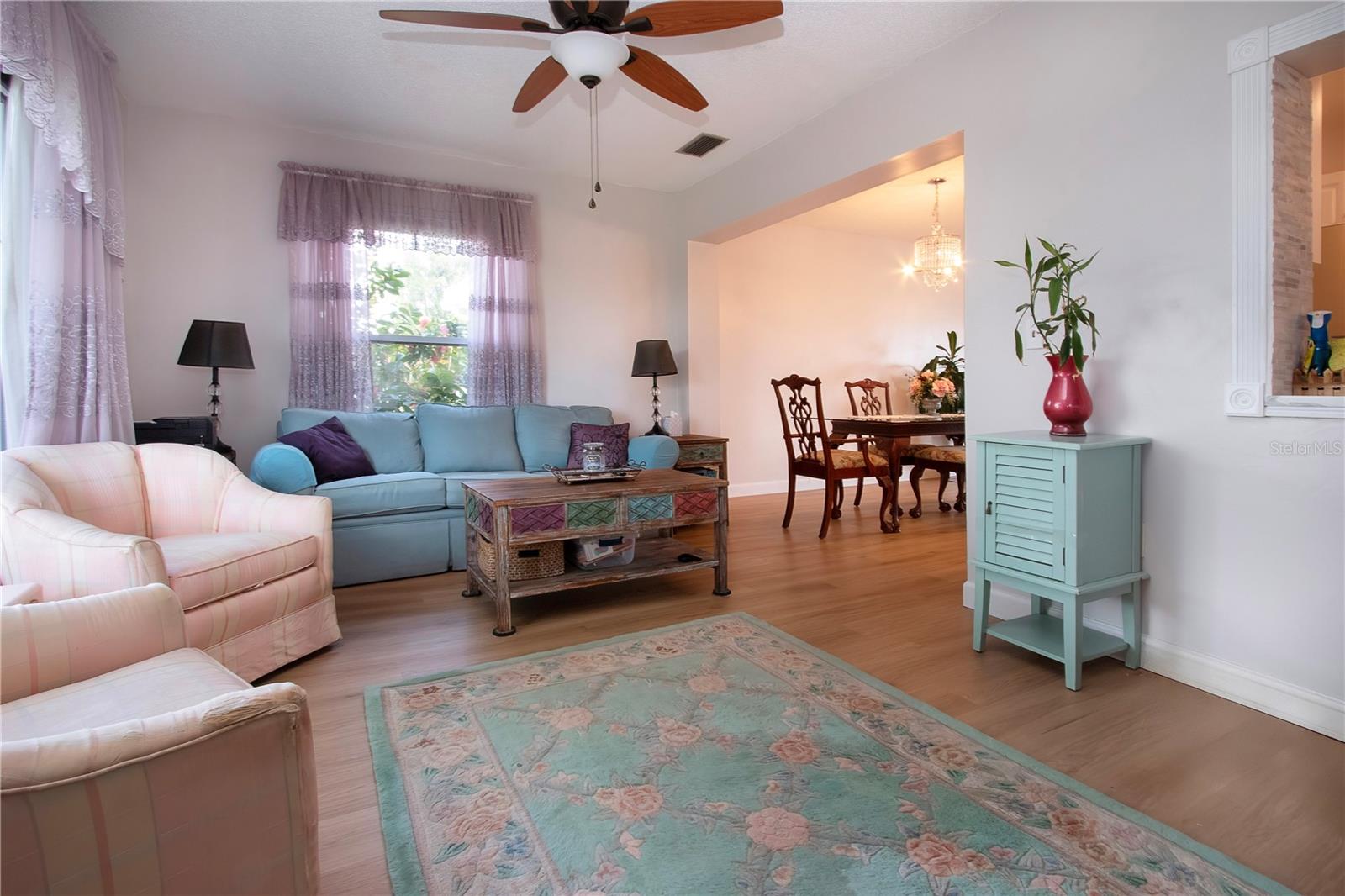 Image 24 of 93 For 808 Mandarin Circle