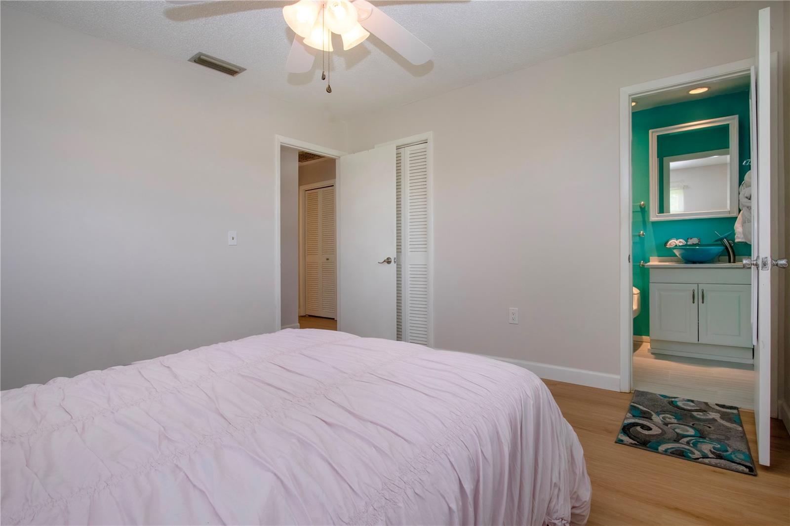 Image 33 of 93 For 808 Mandarin Circle