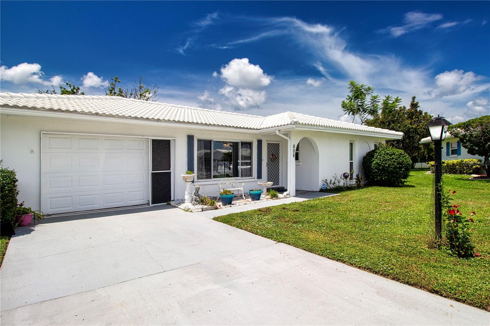 Image 6 of 93 For 808 Mandarin Circle