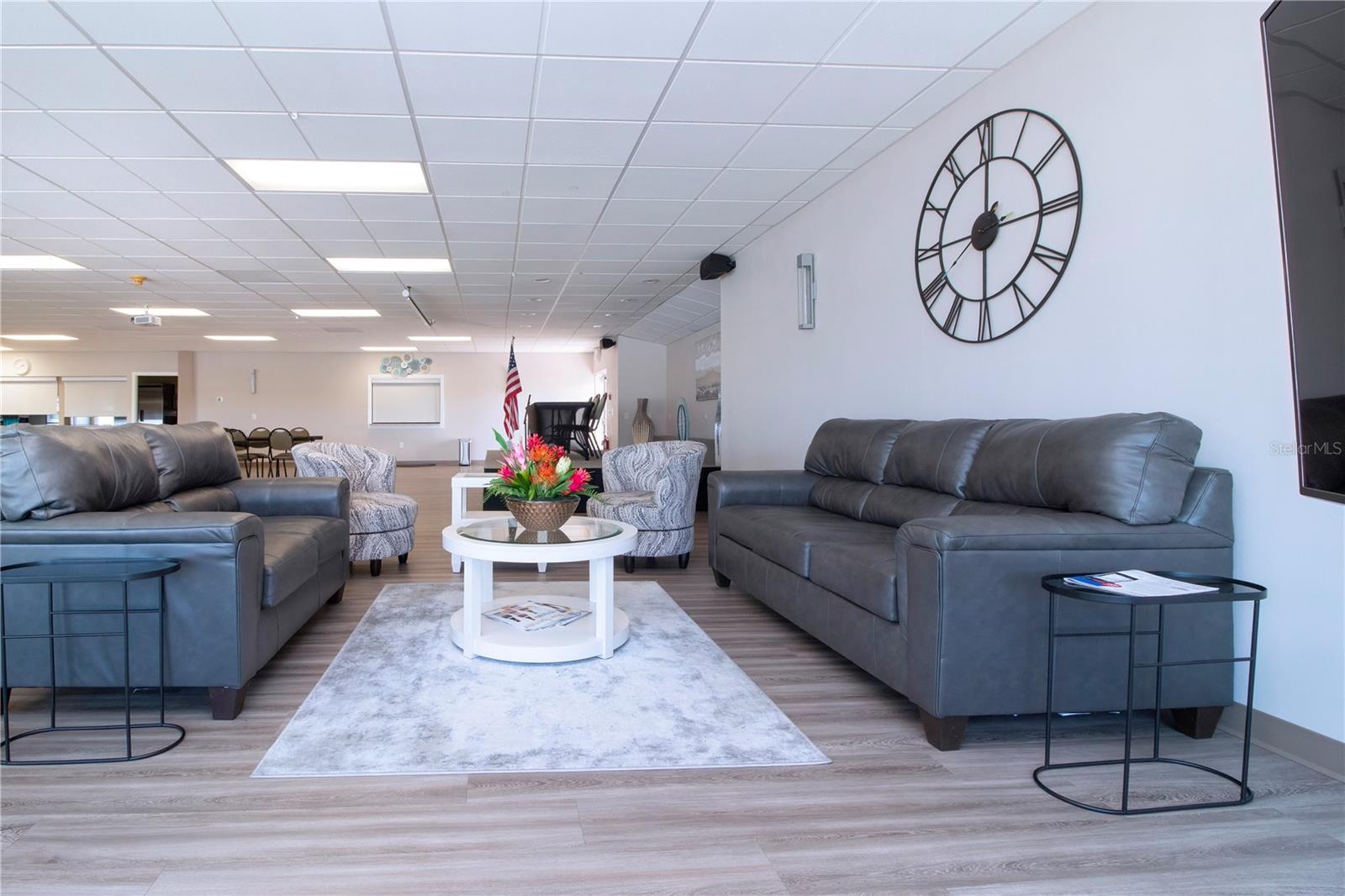 Image 62 of 93 For 808 Mandarin Circle