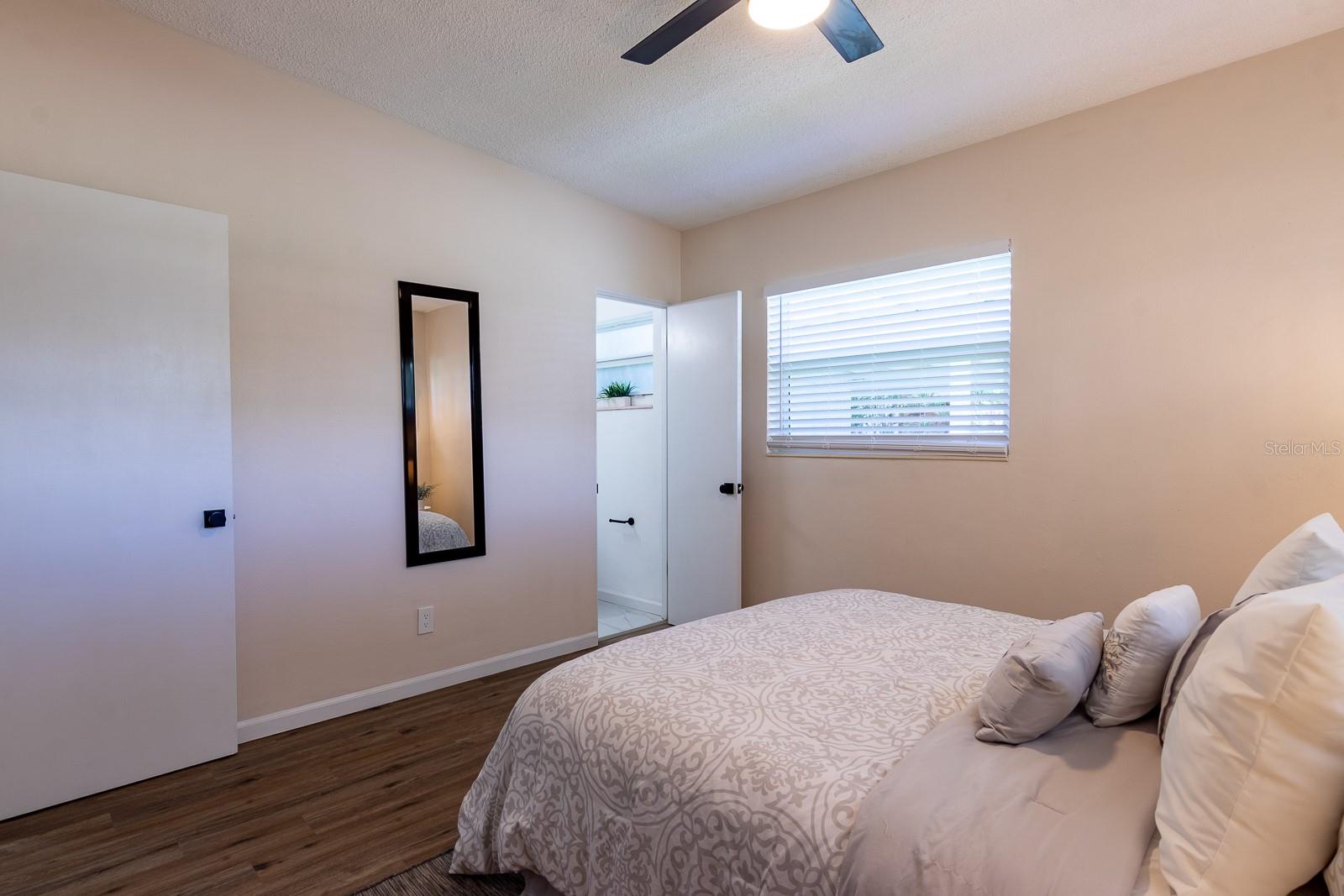 Image 15 of 32 For 5820 24th Street W