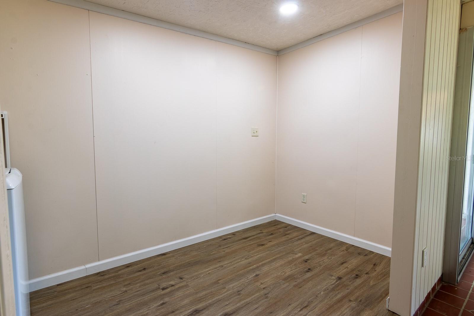 Image 27 of 32 For 5820 24th Street W