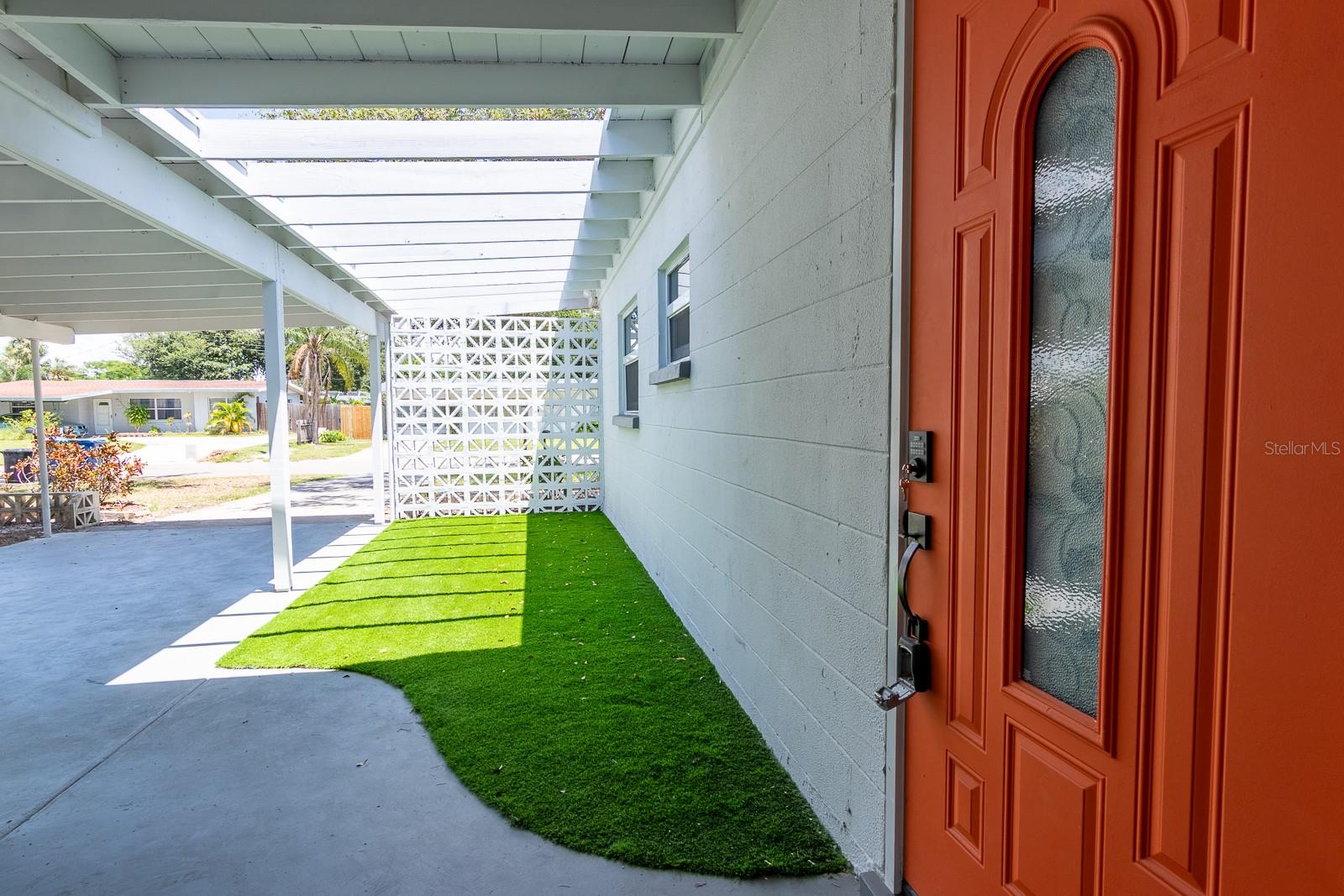 Image 4 of 32 For 5820 24th Street W