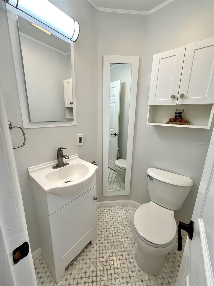 Image 15 of 25 For 6138 11th Avenue S