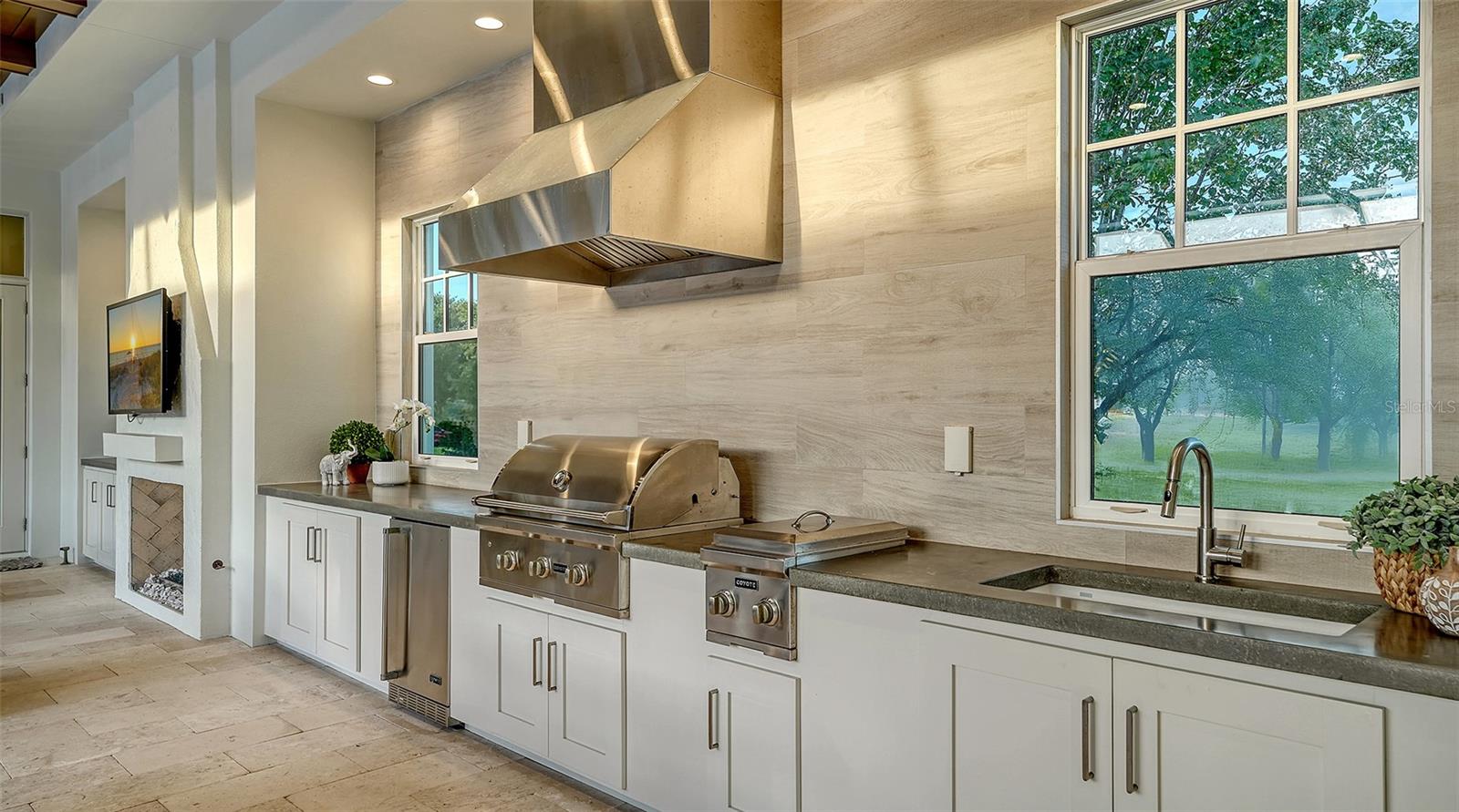 Image 33 of 90 For 15904 Baycross Drive