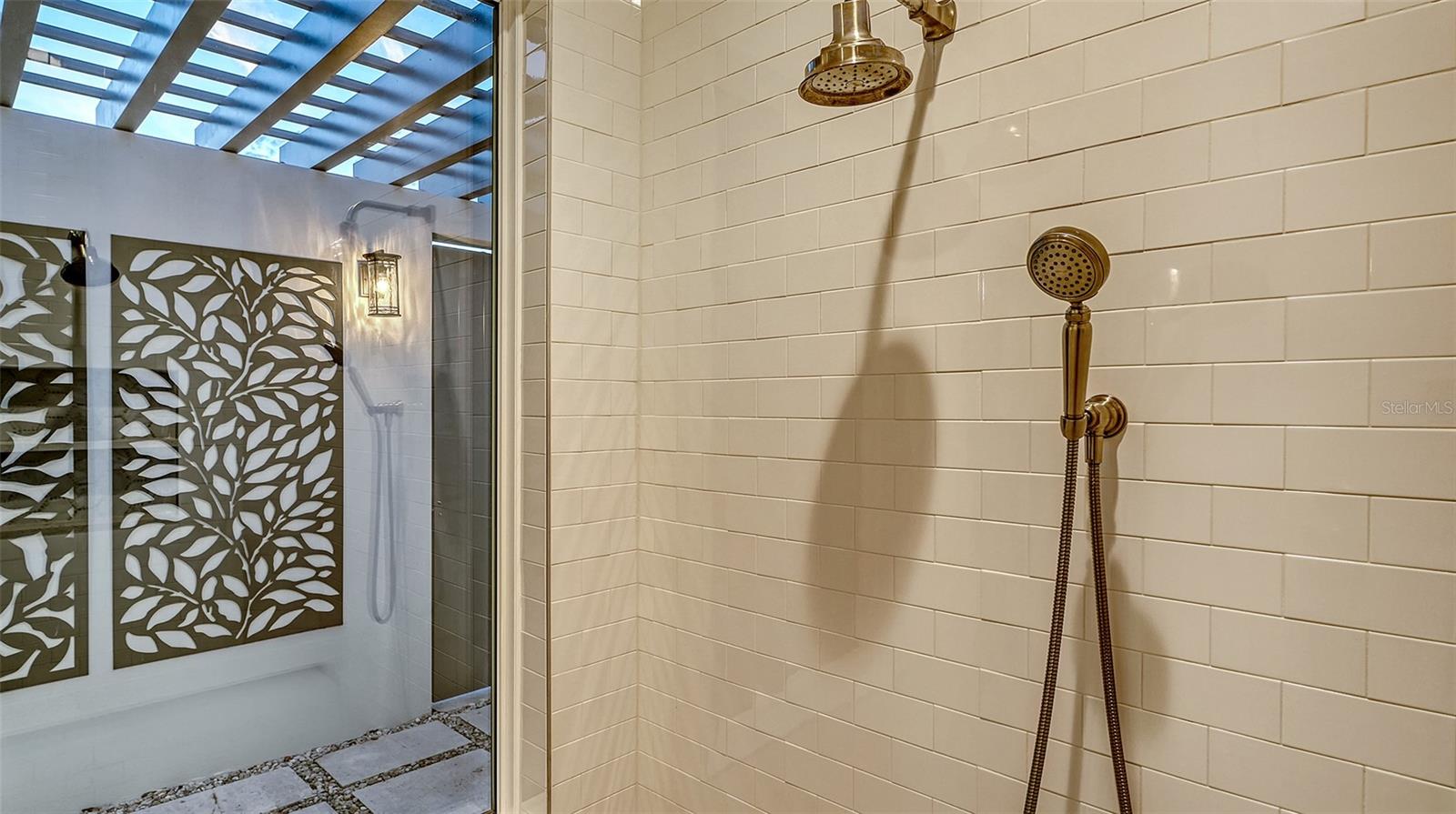 Image 46 of 90 For 15904 Baycross Drive
