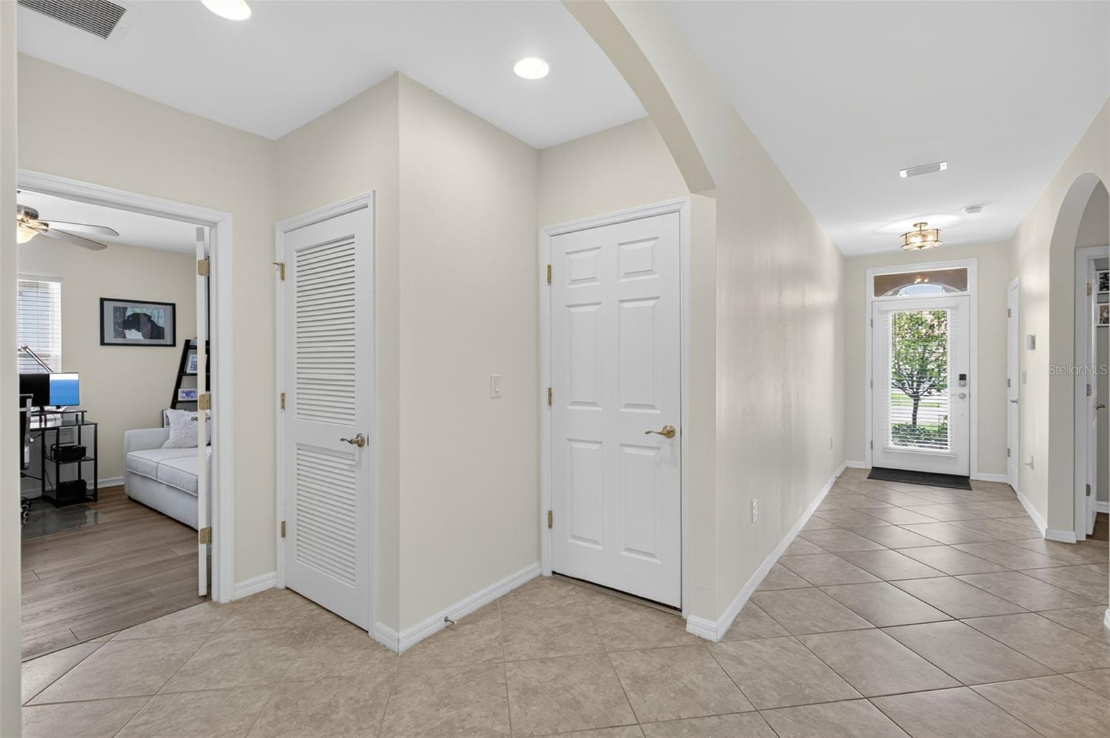 Image 10 of 53 For 3206 Birchin Lane