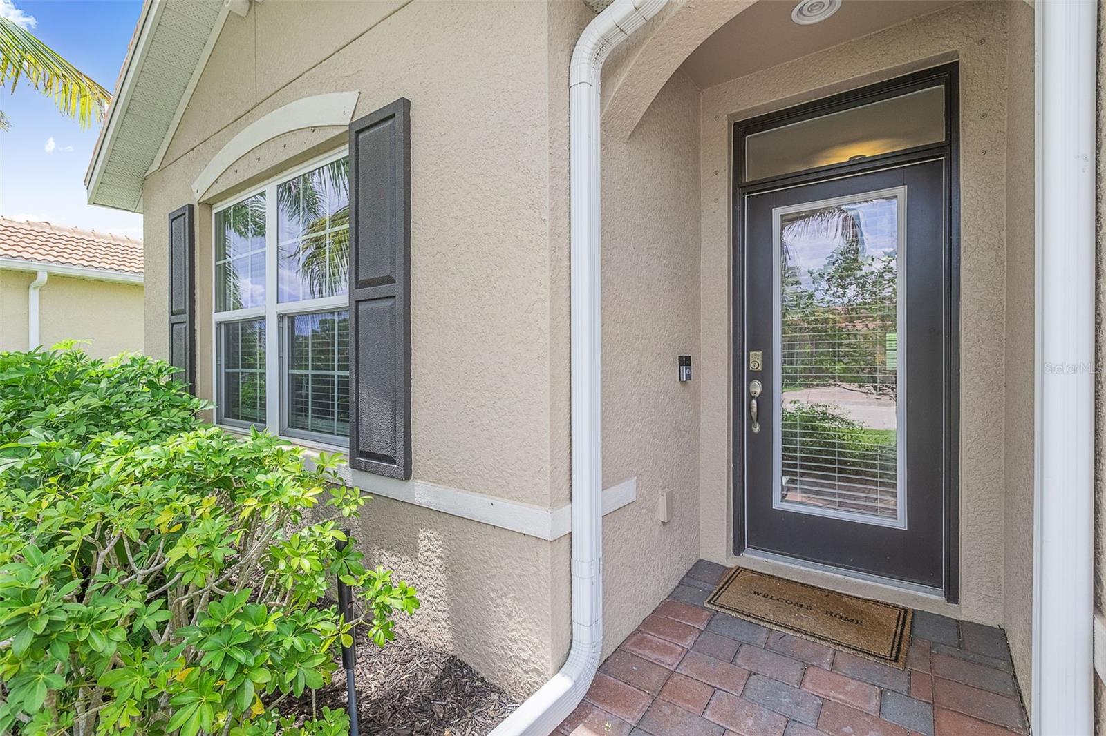 Image 3 of 53 For 3206 Birchin Lane