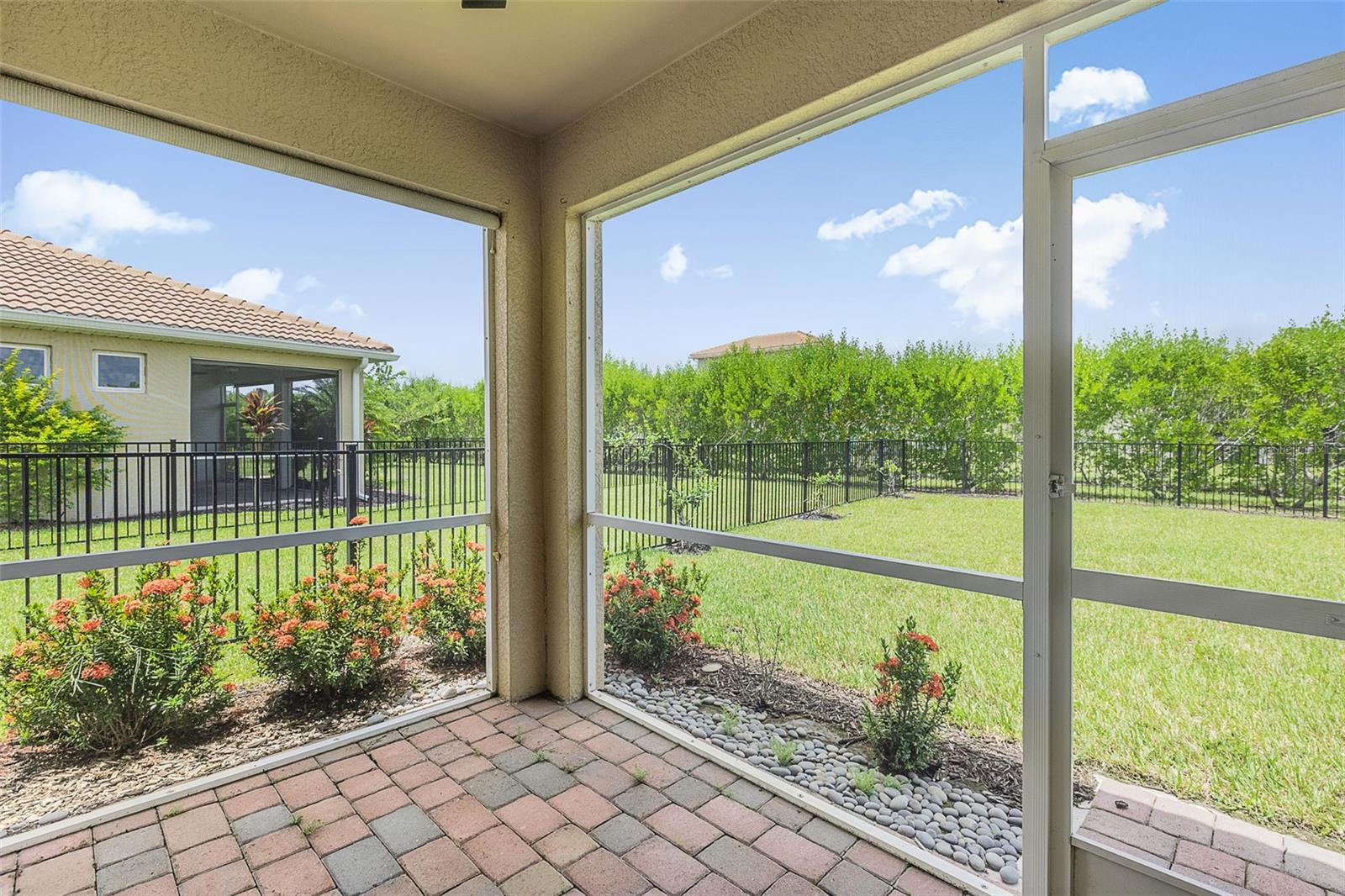 Image 39 of 53 For 3206 Birchin Lane