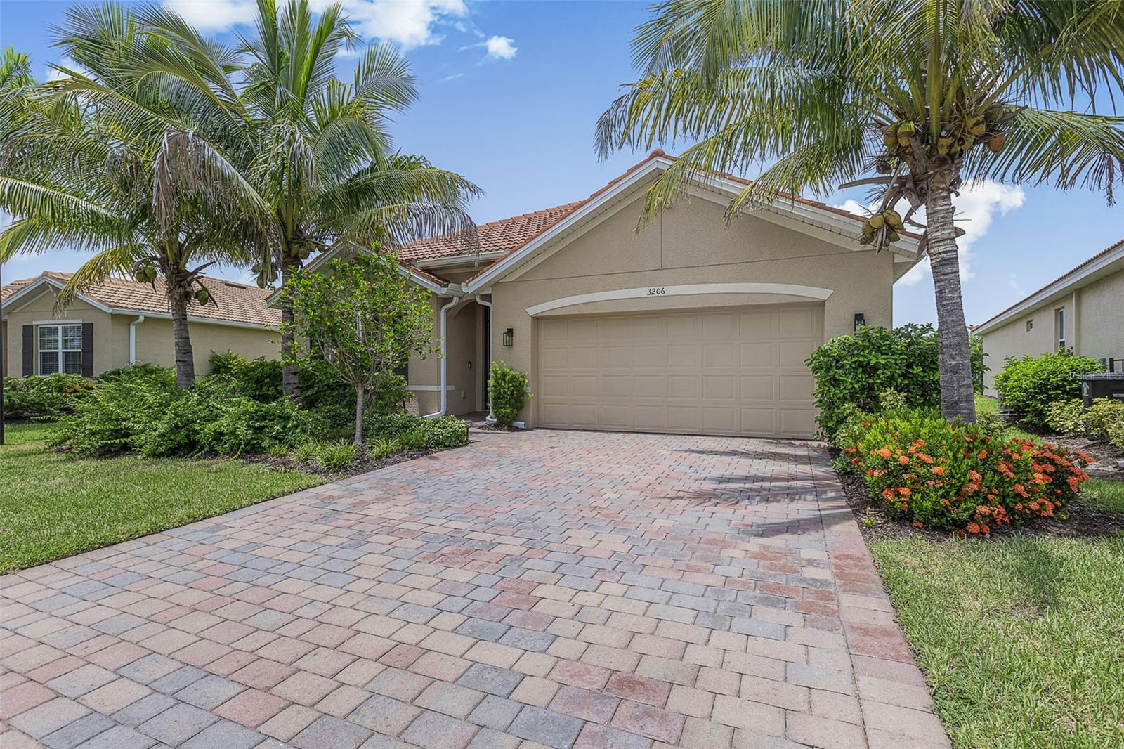 Image 4 of 53 For 3206 Birchin Lane