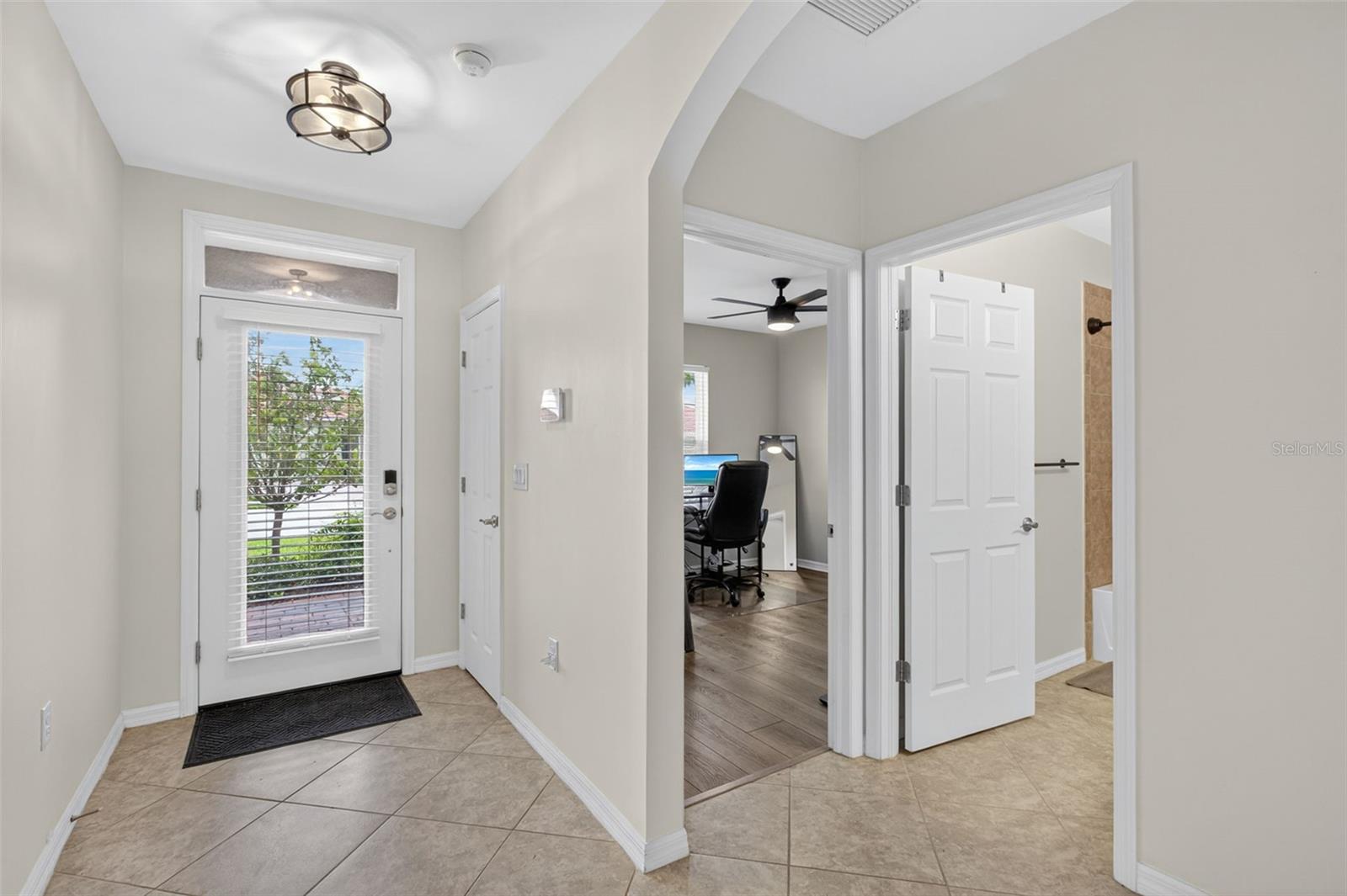 Image 7 of 53 For 3206 Birchin Lane
