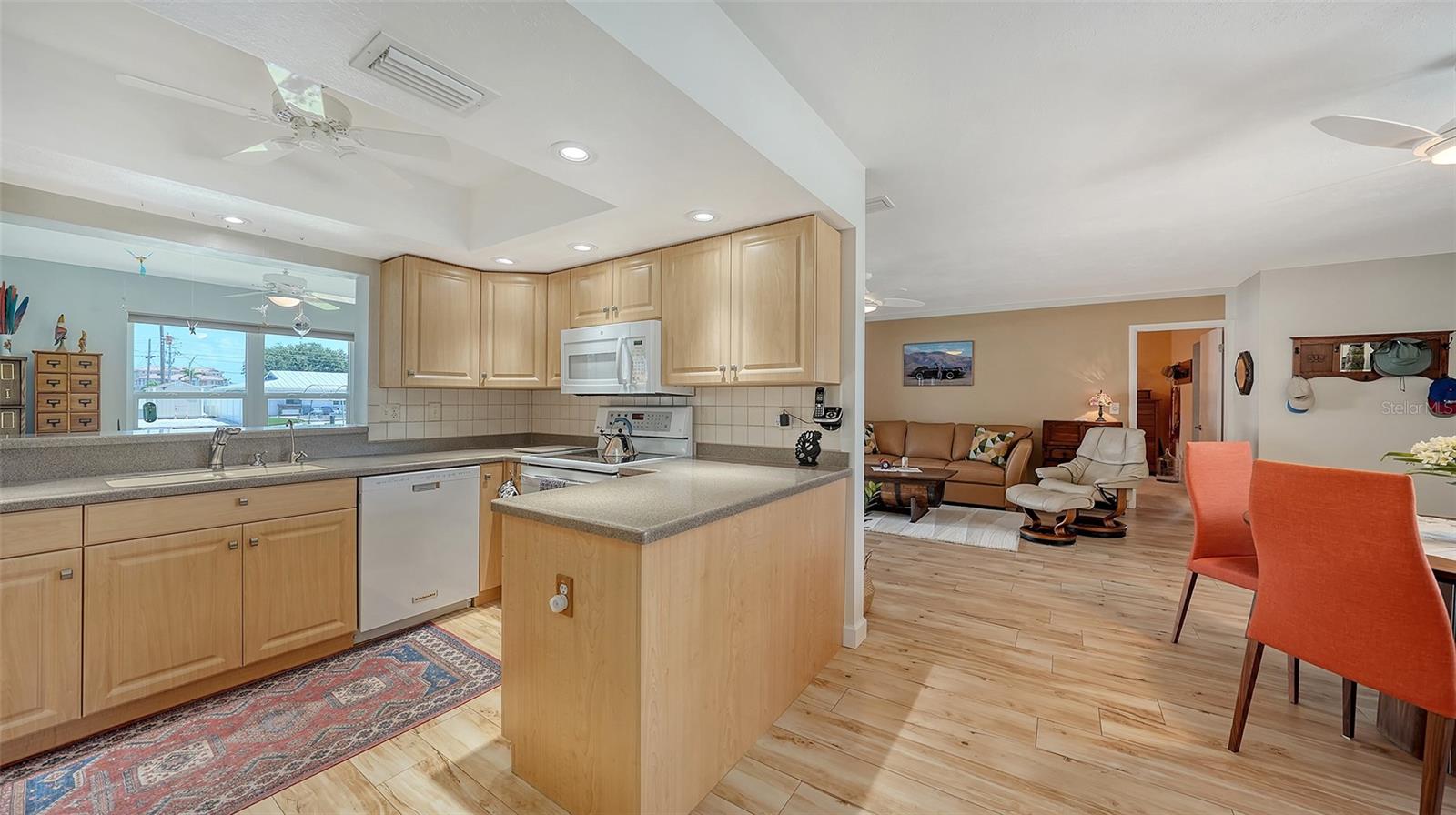 Image 12 of 41 For 9207 Bimini Drive