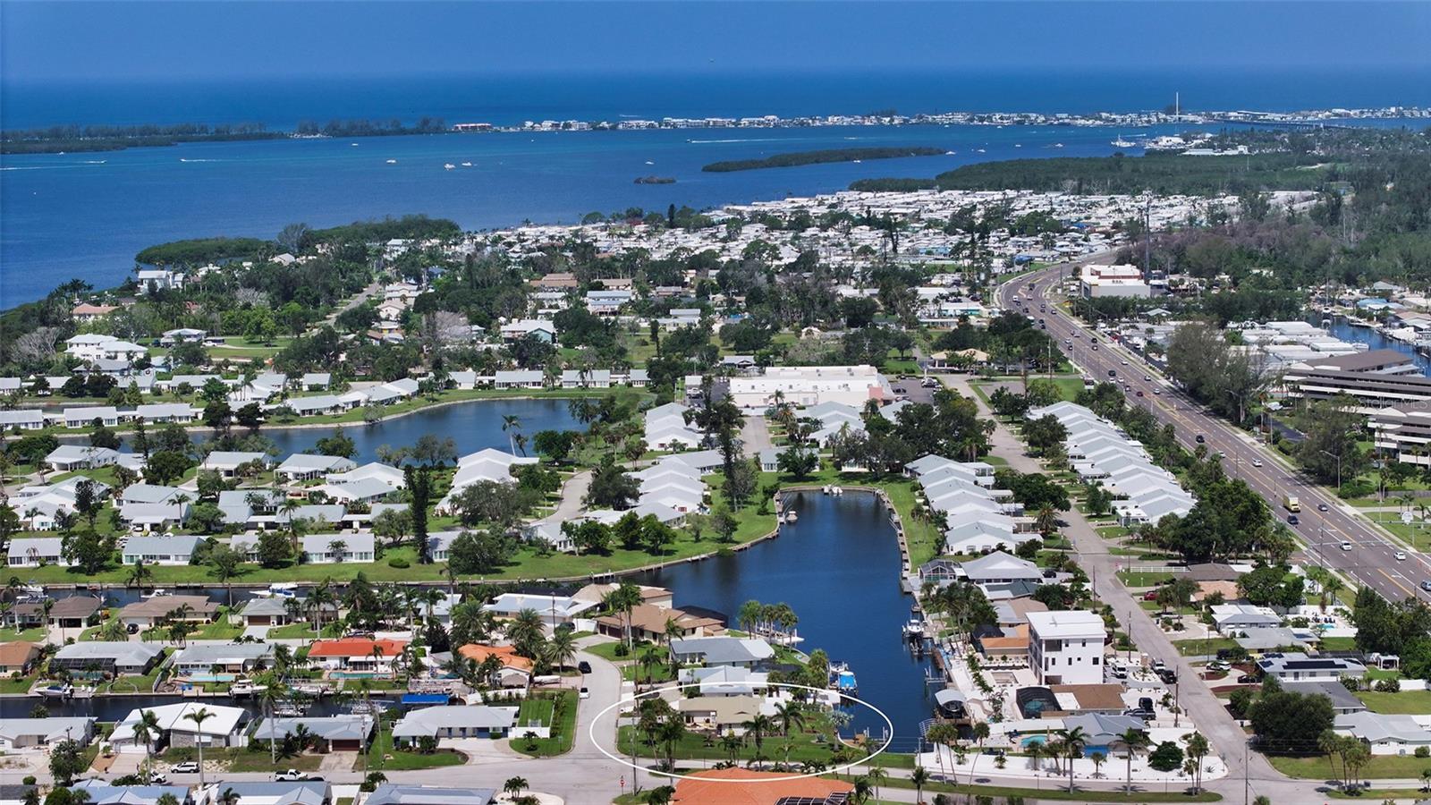 Image 35 of 41 For 9207 Bimini Drive
