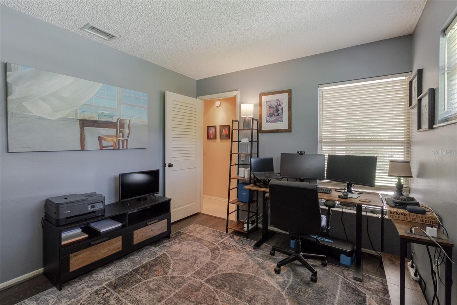 Image 10 of 23 For 4846 Village Gardens Drive