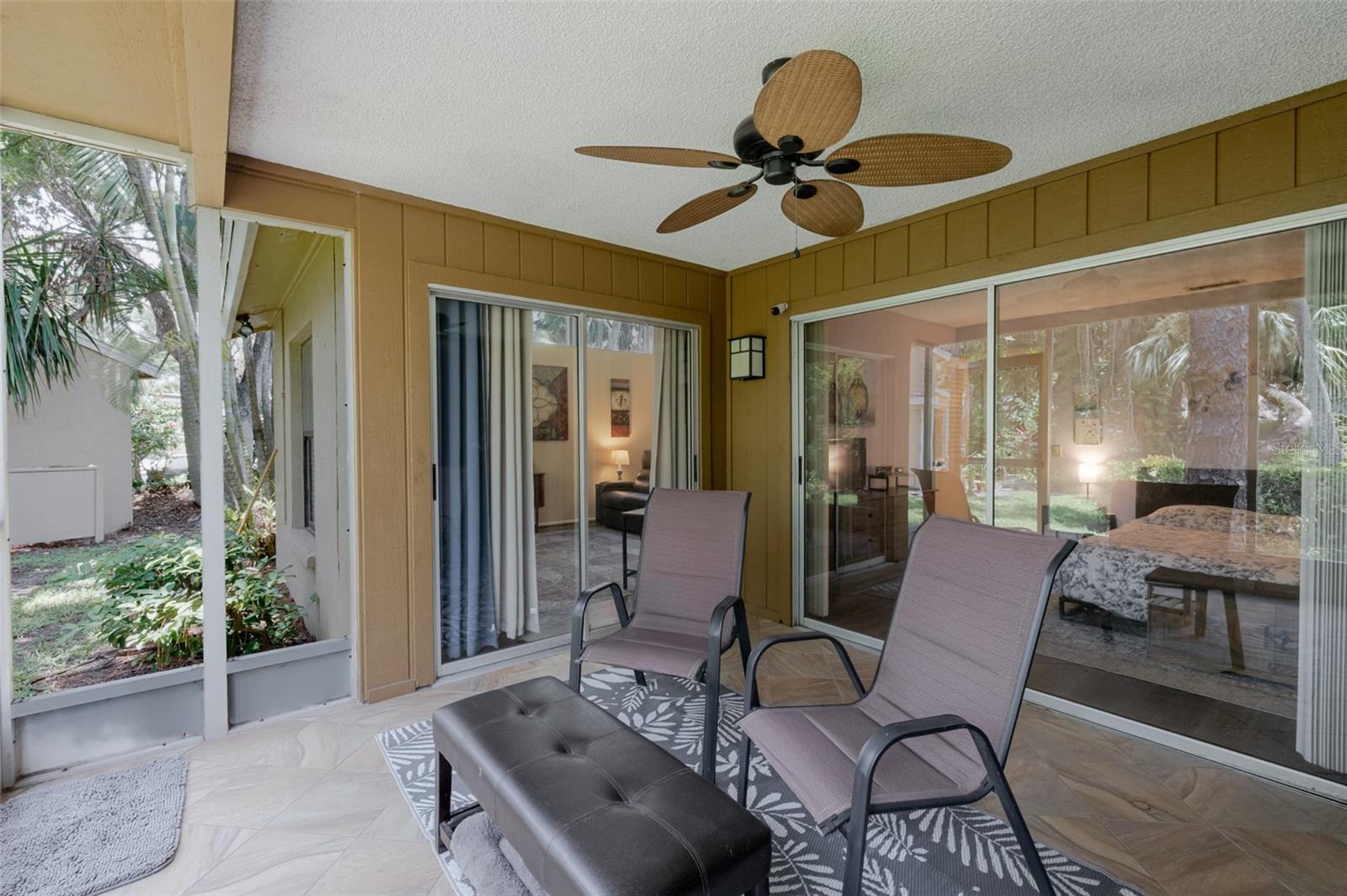 Image 14 of 23 For 4846 Village Gardens Drive