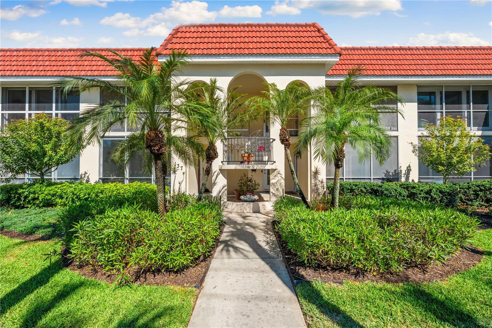 Details for 137 Avenida Messina  2, SARASOTA, FL 34242