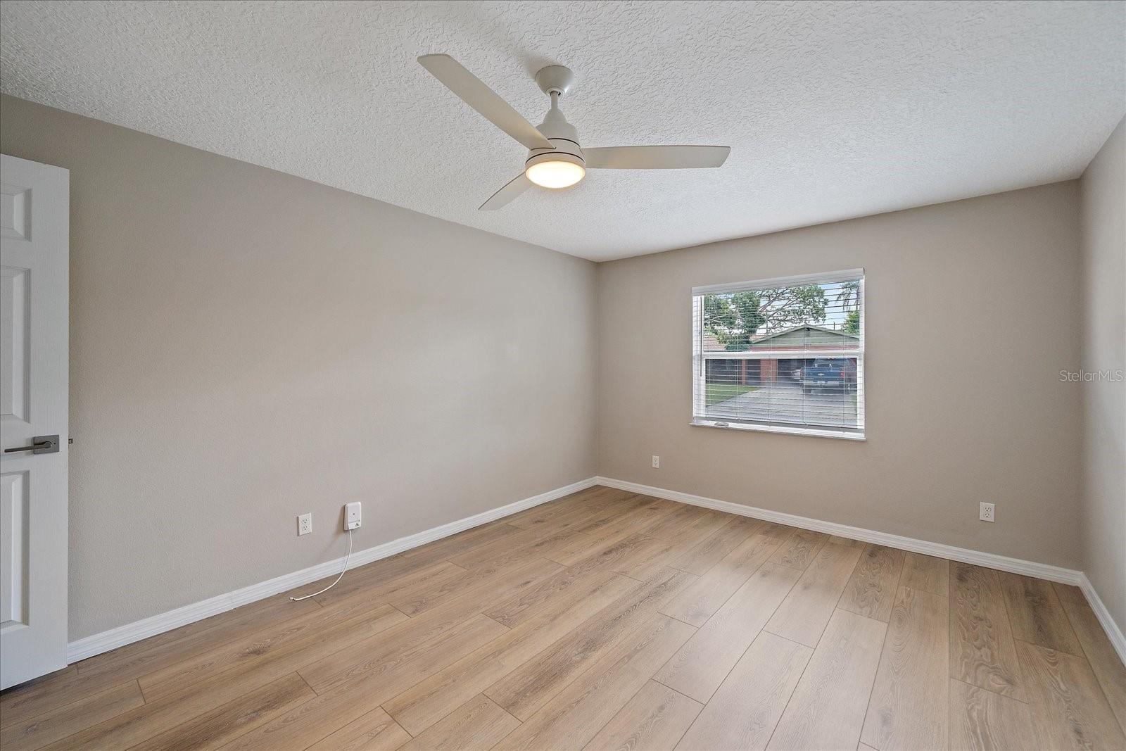 Image 36 of 44 For 3032 Golden Rain Drive