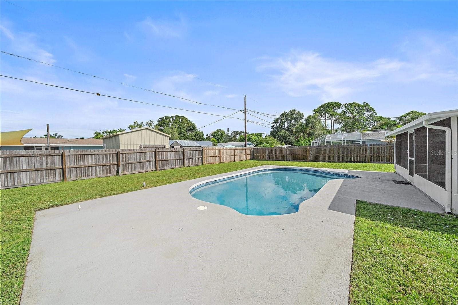 Image 43 of 44 For 3032 Golden Rain Drive