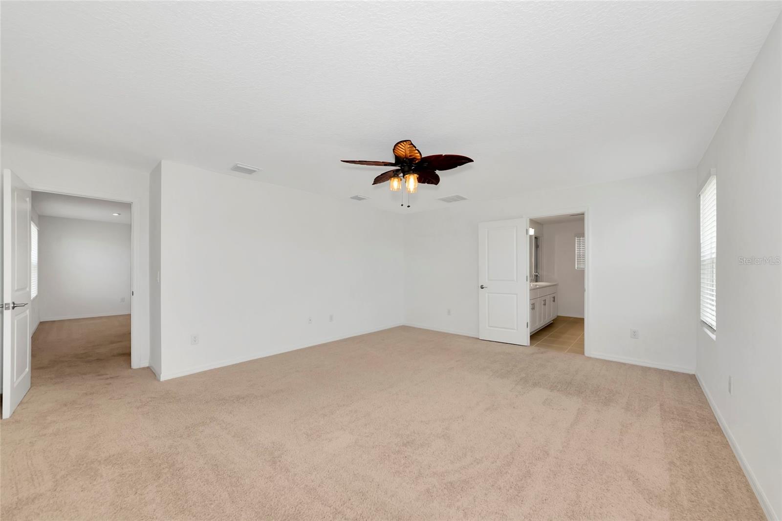 Image 13 of 27 For 5921 Laurelcrest Glen