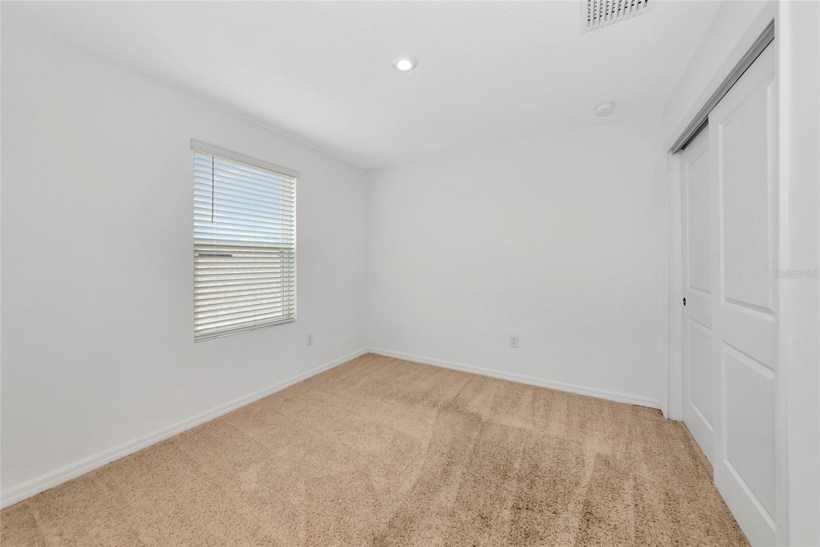 Image 24 of 27 For 5921 Laurelcrest Glen
