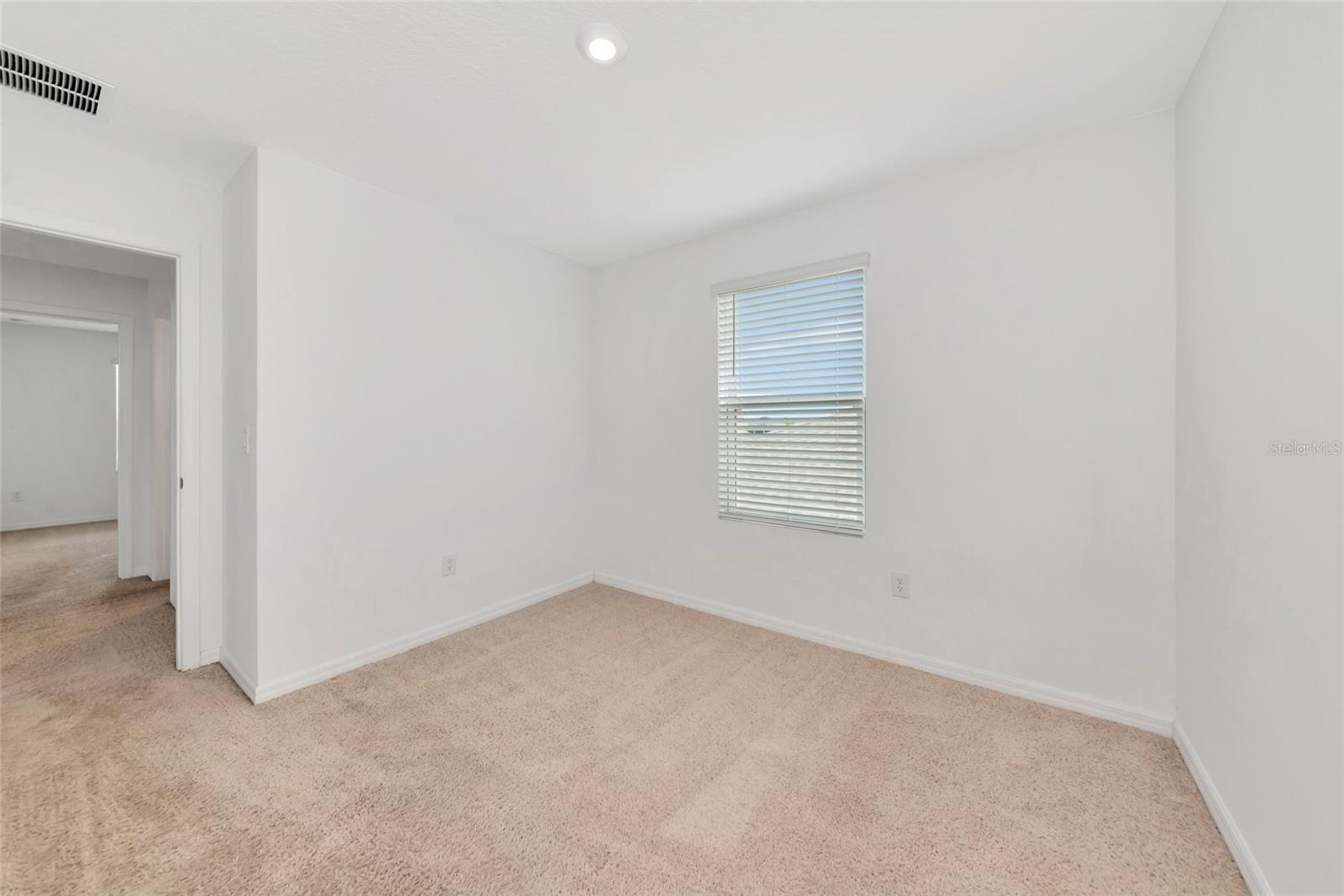 Image 26 of 27 For 5921 Laurelcrest Glen