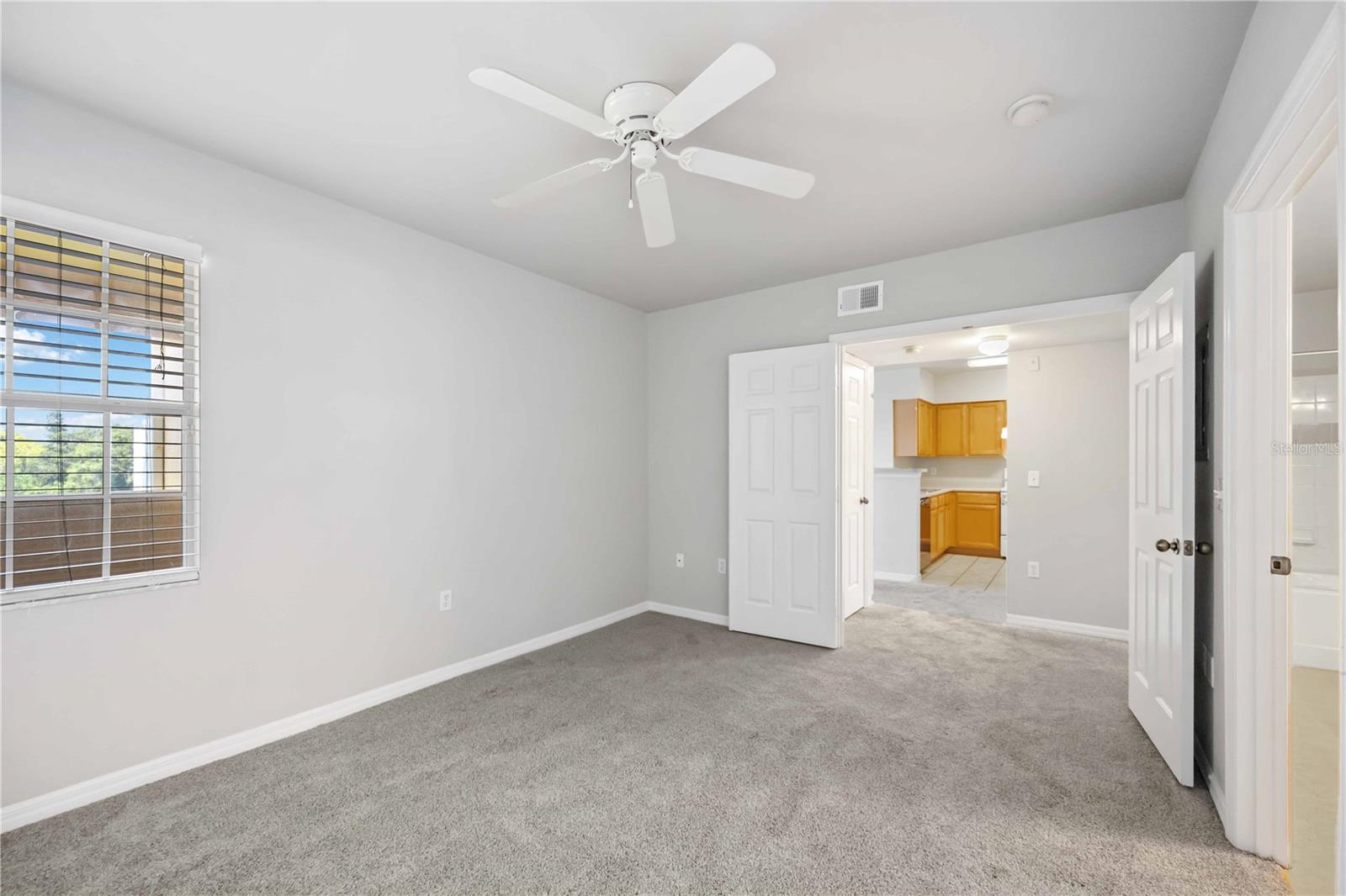 Image 19 of 38 For 3005 Chianti Court 206