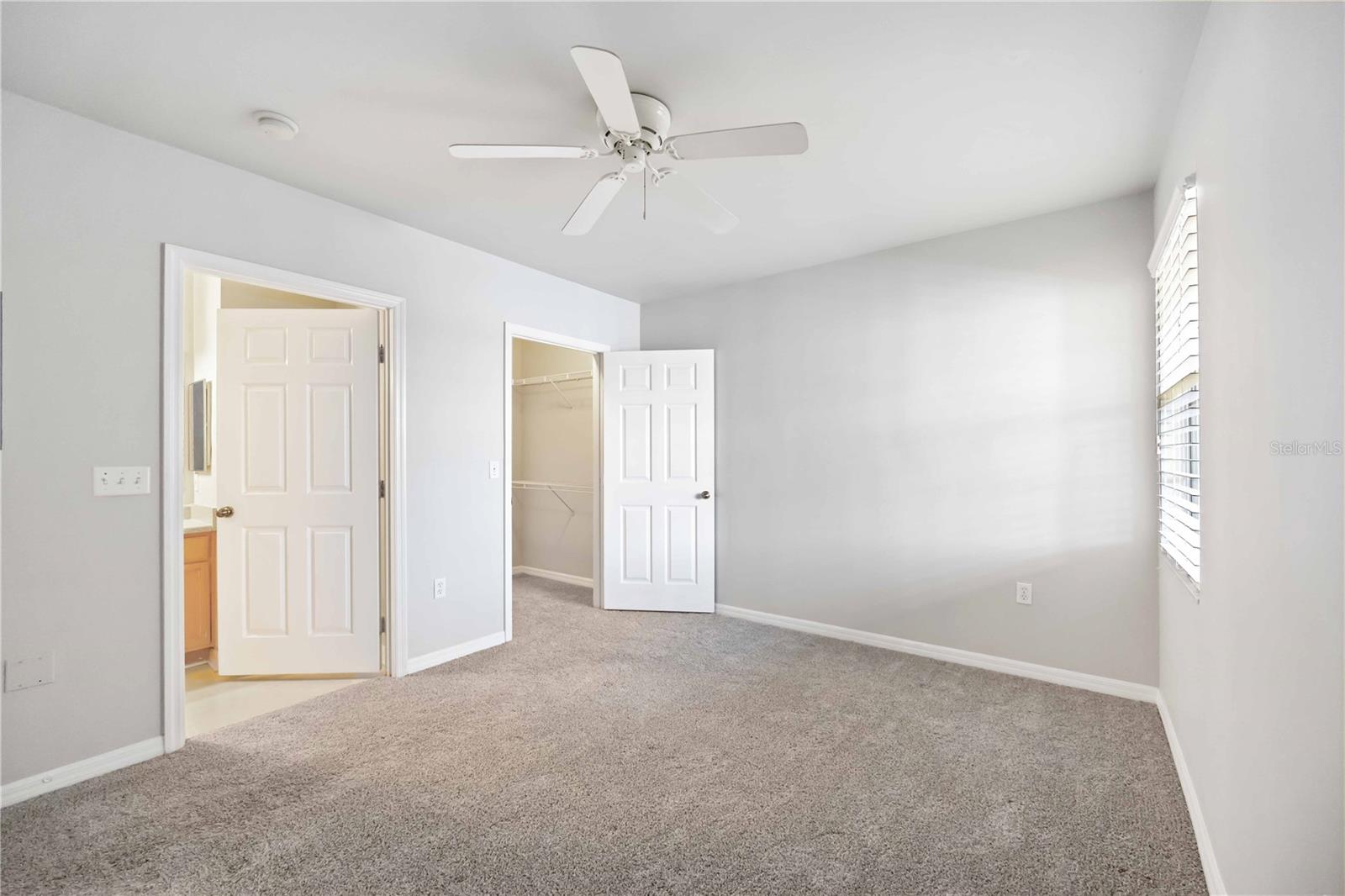 Image 21 of 38 For 3005 Chianti Court 206