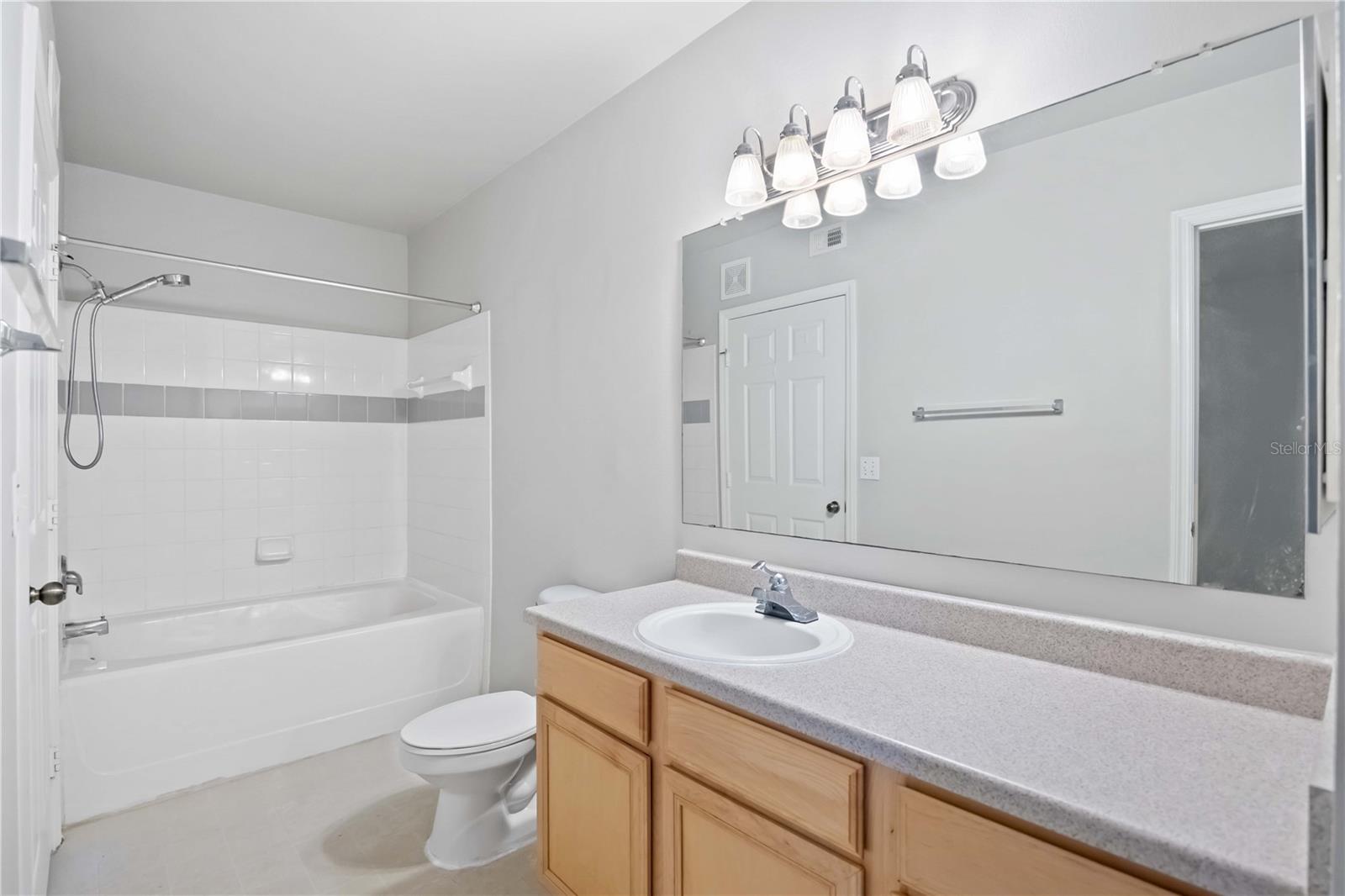 Image 23 of 38 For 3005 Chianti Court 206