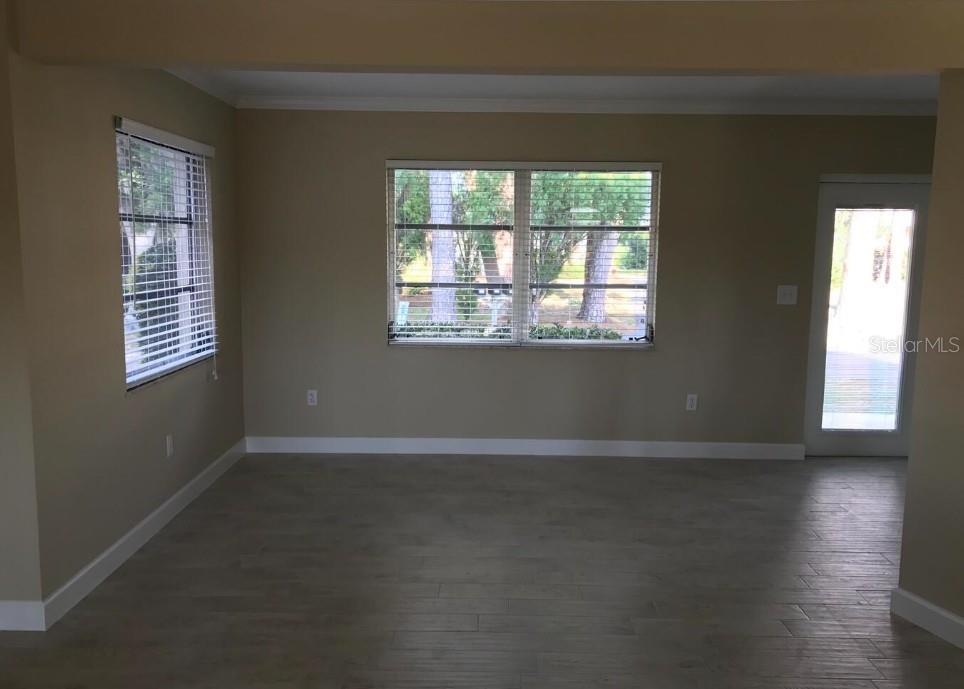 Image 3 of 16 For 418 Courbet Drive 418