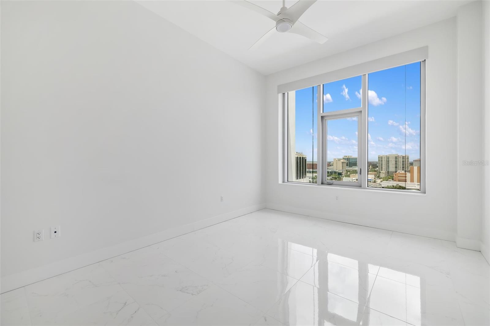 Image 46 of 81 For 111 Pineapple Avenue 1204