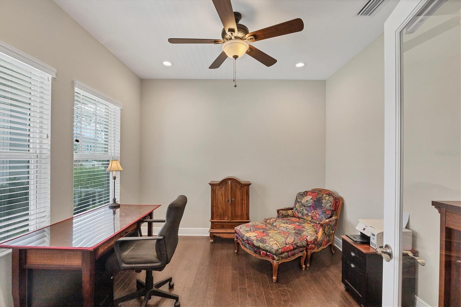 Image 13 of 20 For 6964 White Willow Court