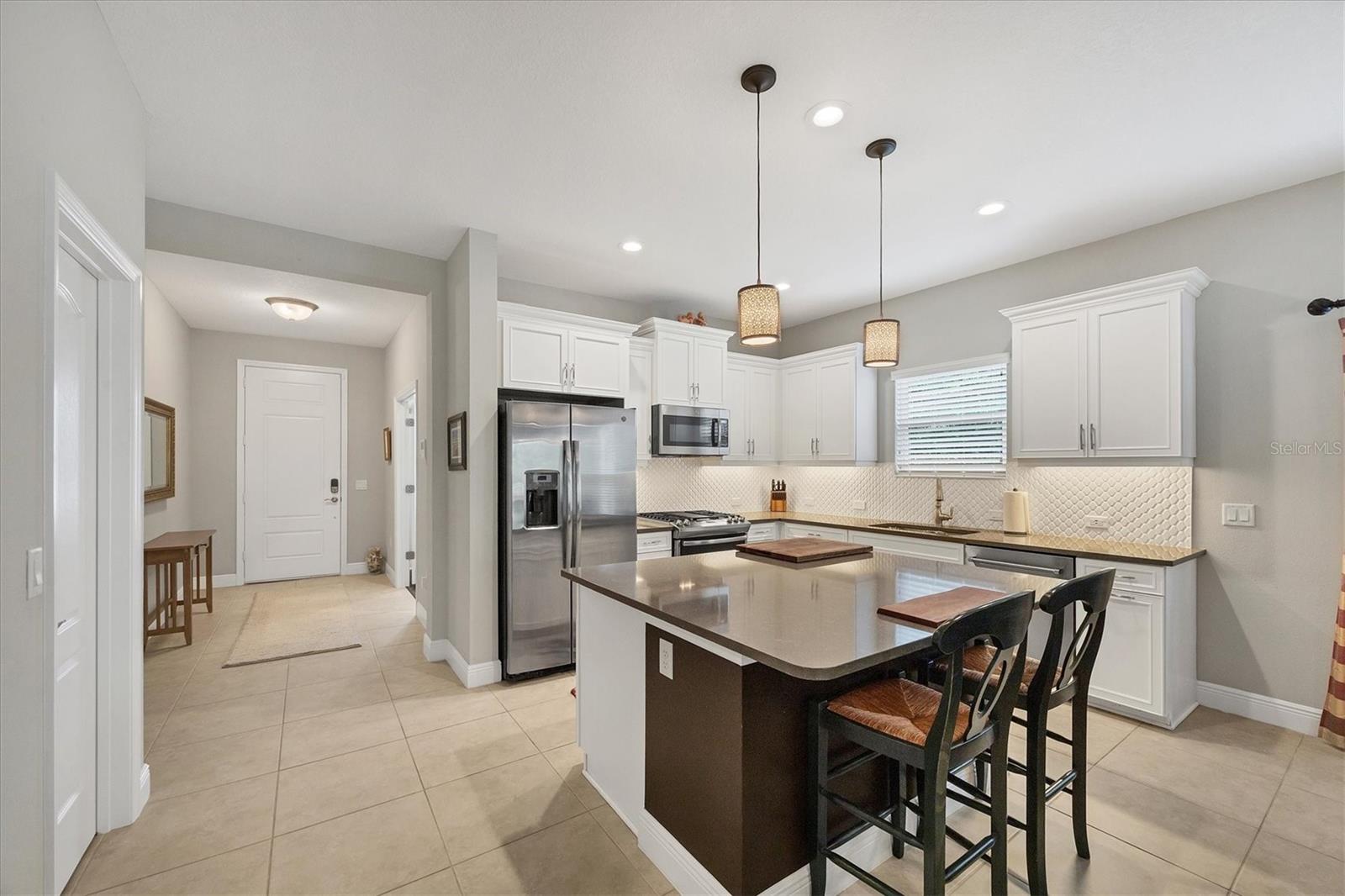 Image 4 of 20 For 6964 White Willow Court