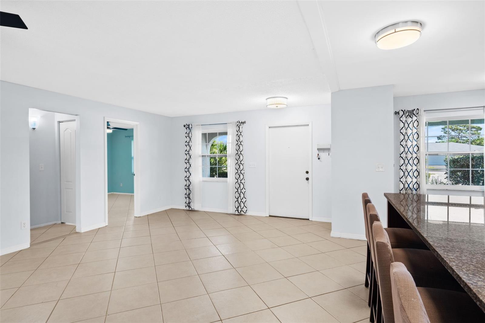 Image 20 of 70 For 7082 Country Club Drive N 7082