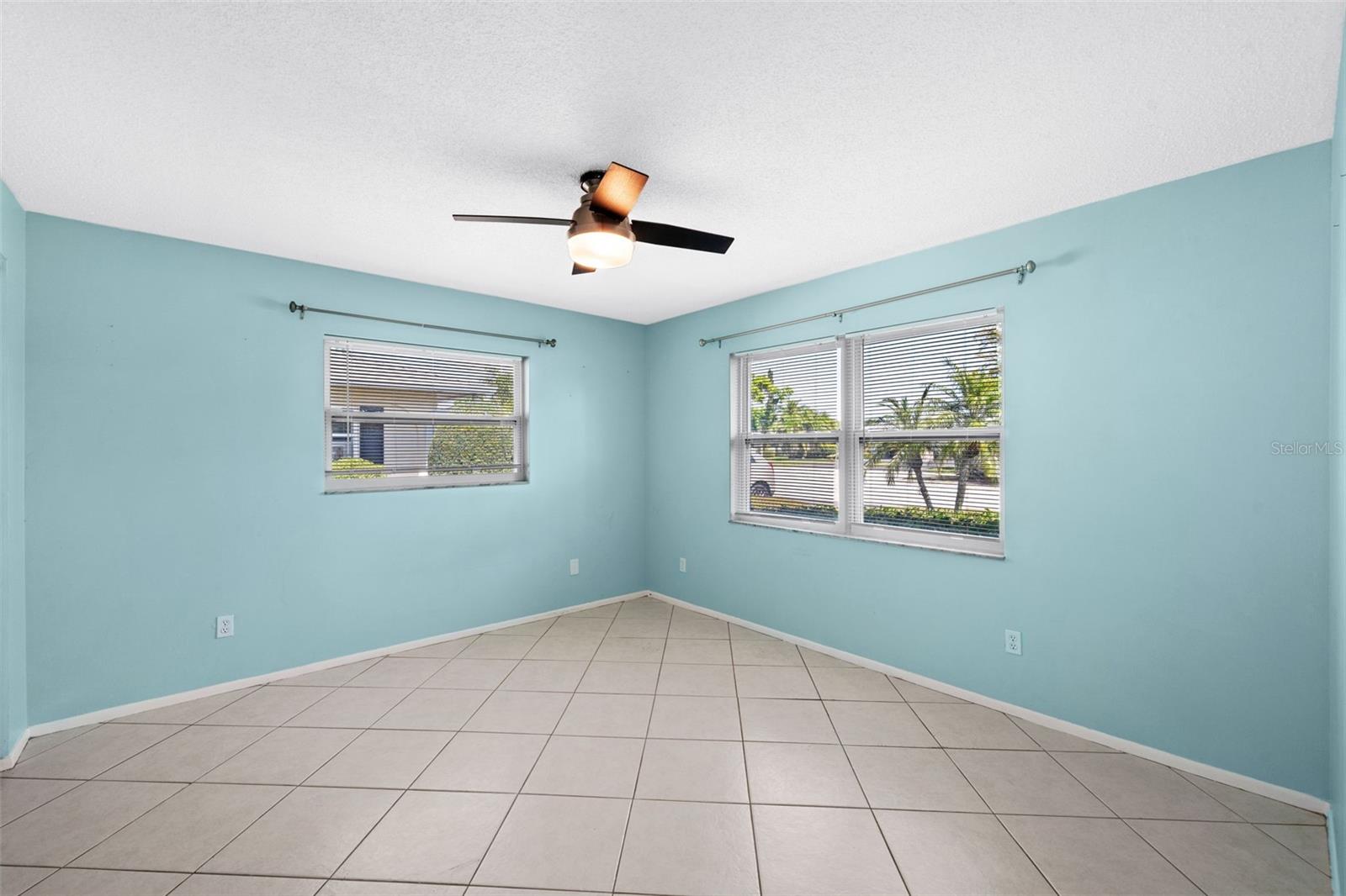 Image 34 of 70 For 7082 Country Club Drive N 7082