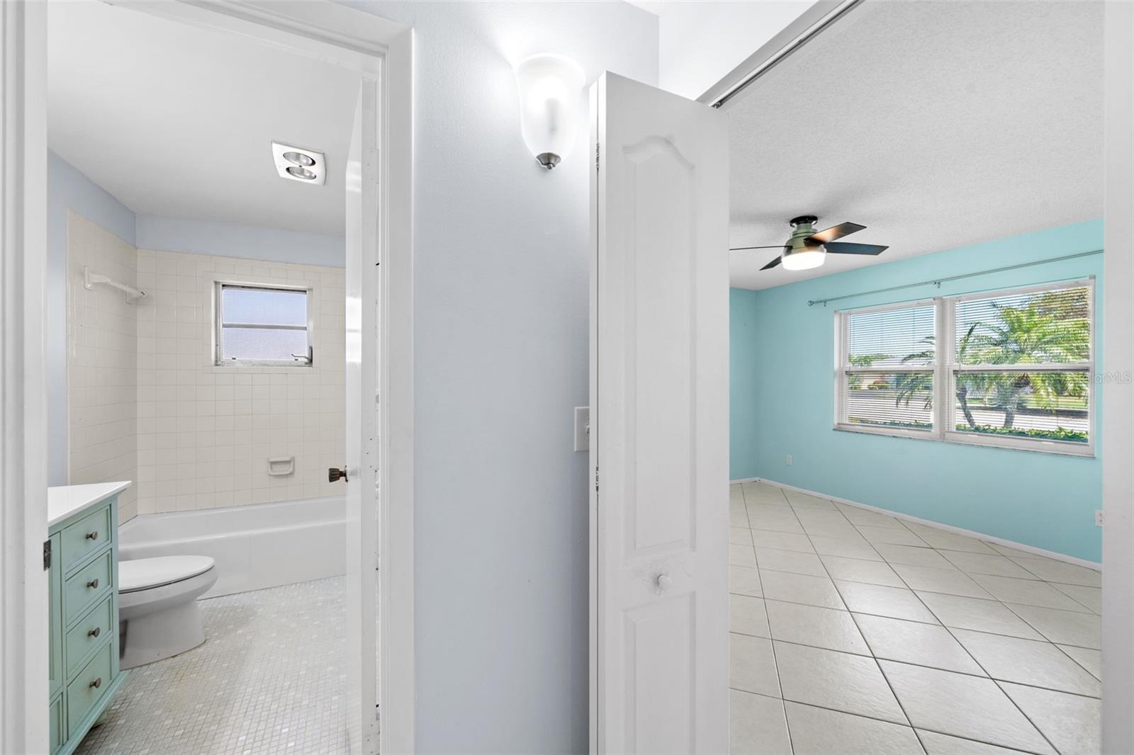 Image 36 of 70 For 7082 Country Club Drive N 7082