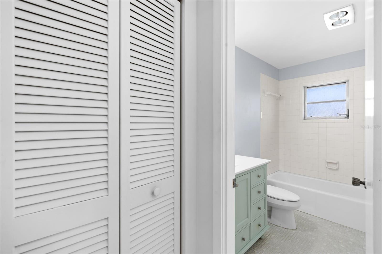 Image 37 of 70 For 7082 Country Club Drive N 7082