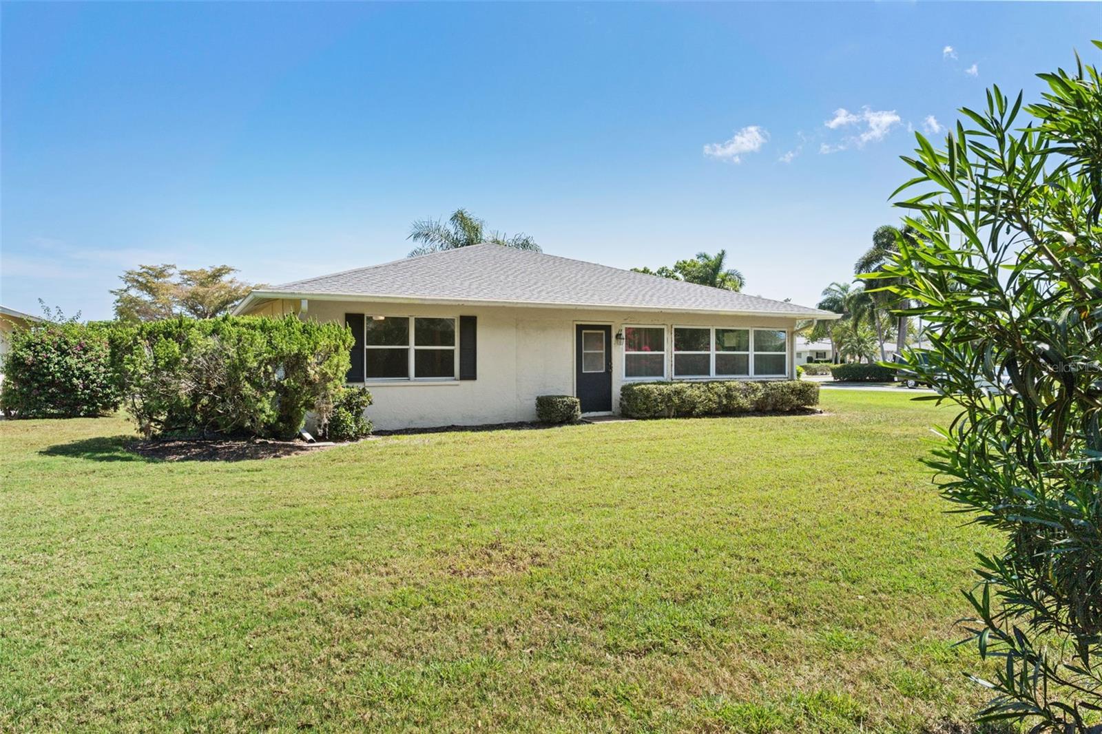 Image 48 of 70 For 7082 Country Club Drive N 7082