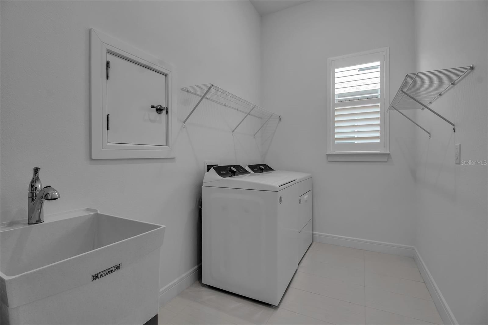 Image 13 of 71 For 8541 Coastal Palms Glen