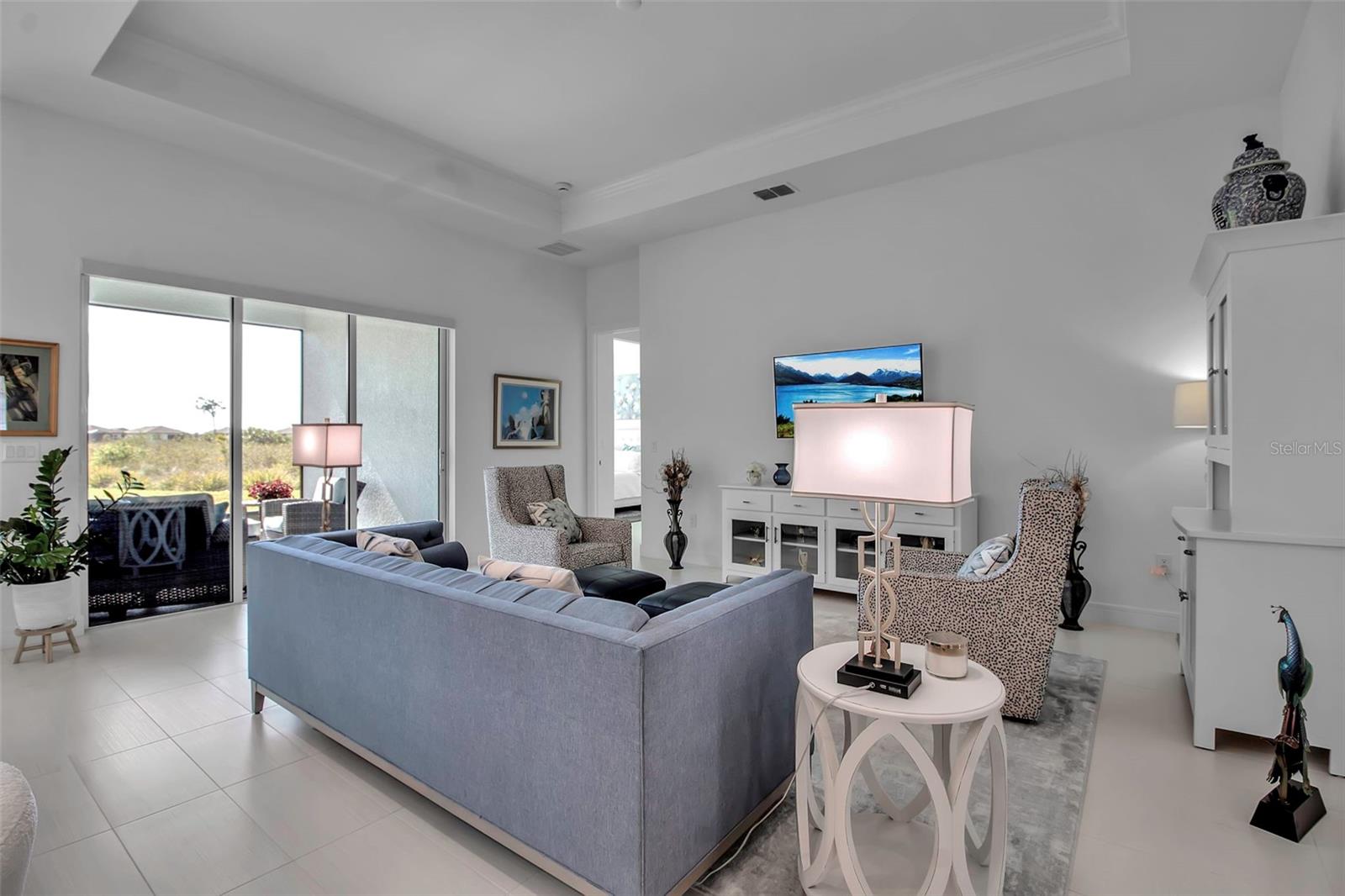 Image 17 of 71 For 8541 Coastal Palms Glen
